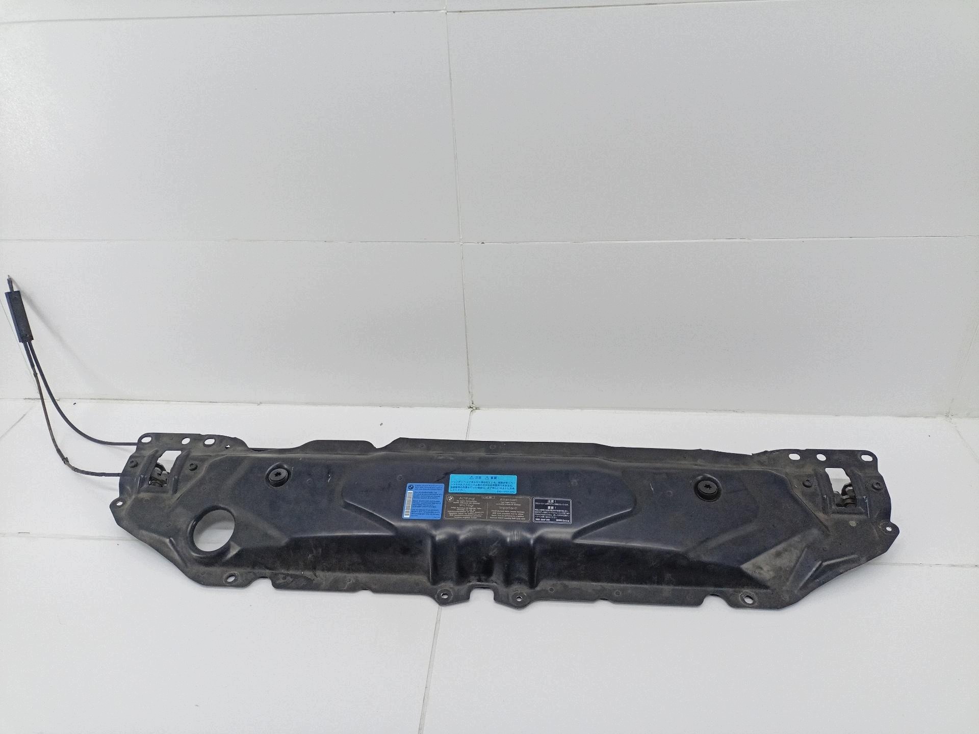 kryt stěny předního BMW 5 E60/E61 facelift E61 2007 5164-7033741
