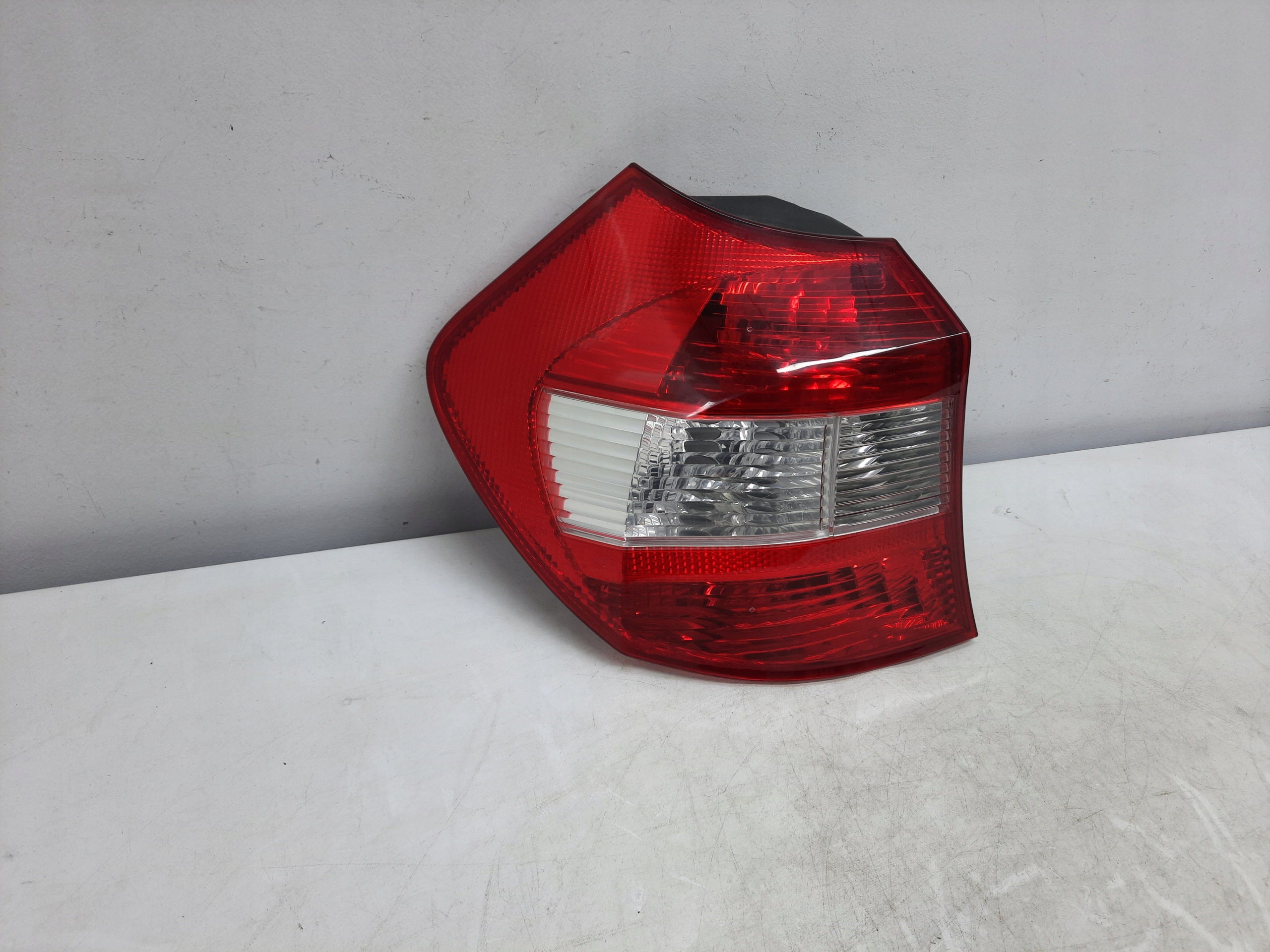 BMW 1 and E81 E87 04-07 light left rear part original EUROPA