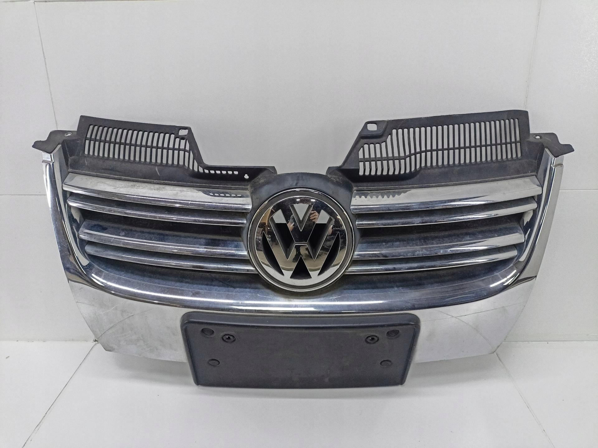 grille radiator Volkswagen Golf 5 2008 1K5853651