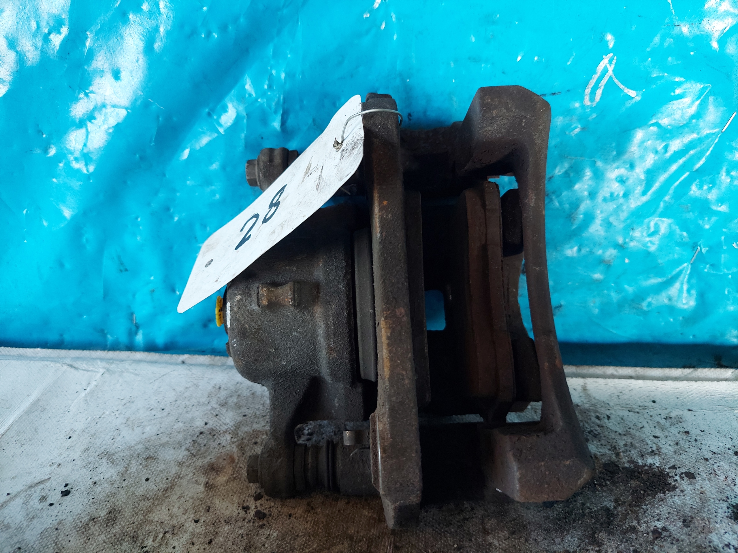 caliper FORD FIESTA MK7 1.25 B PP 3736/E 23V