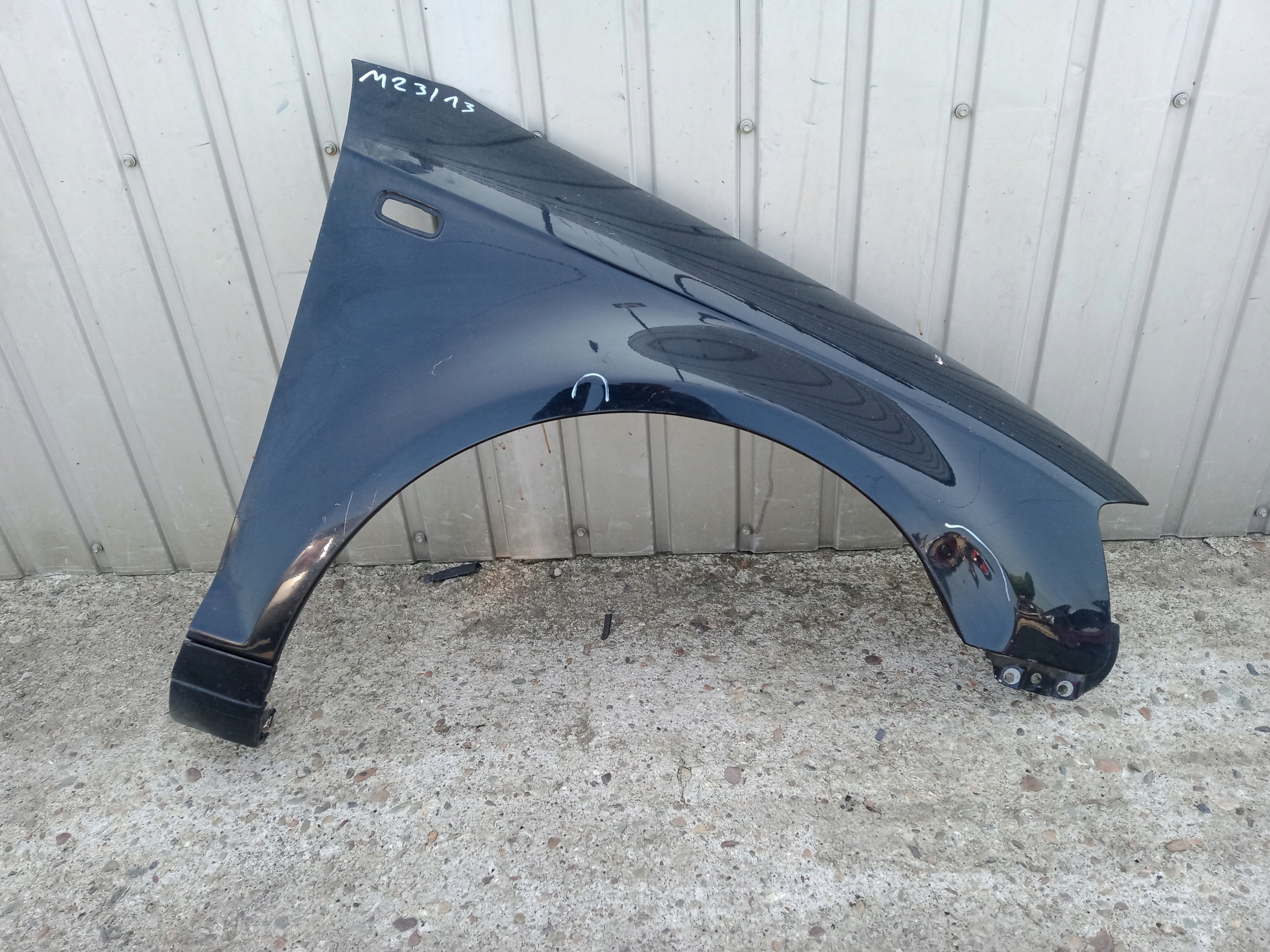 AUDI A3 8P 03-08 BŁOTNIK PRAWY PRZEDNI BEZ RDZY