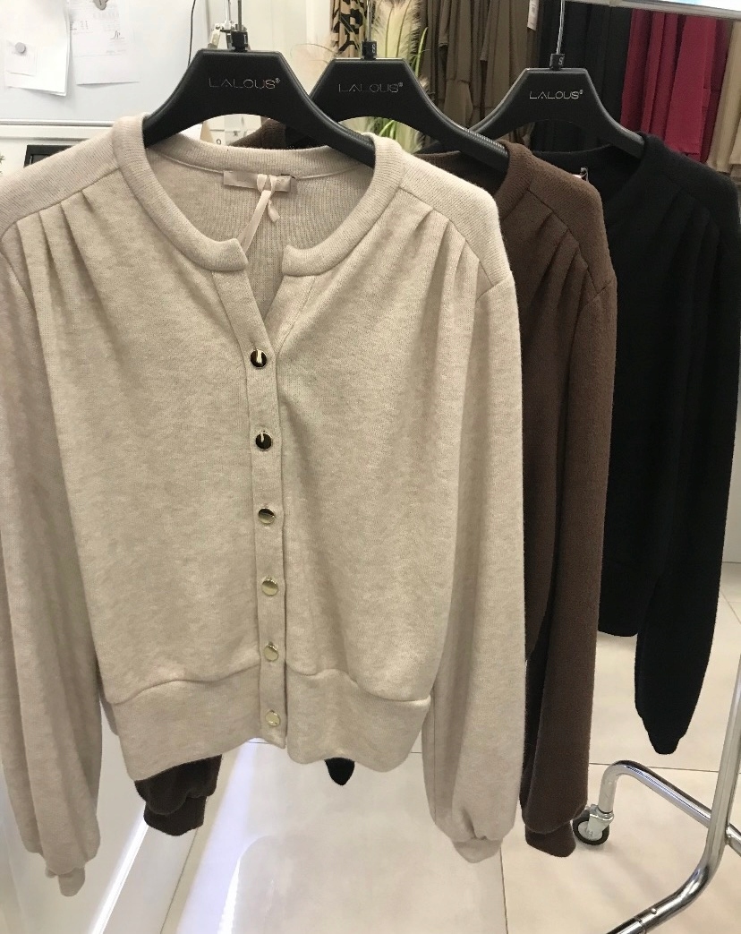 Svetr Černý Na Knoflíky 1008 Lalous velikost L