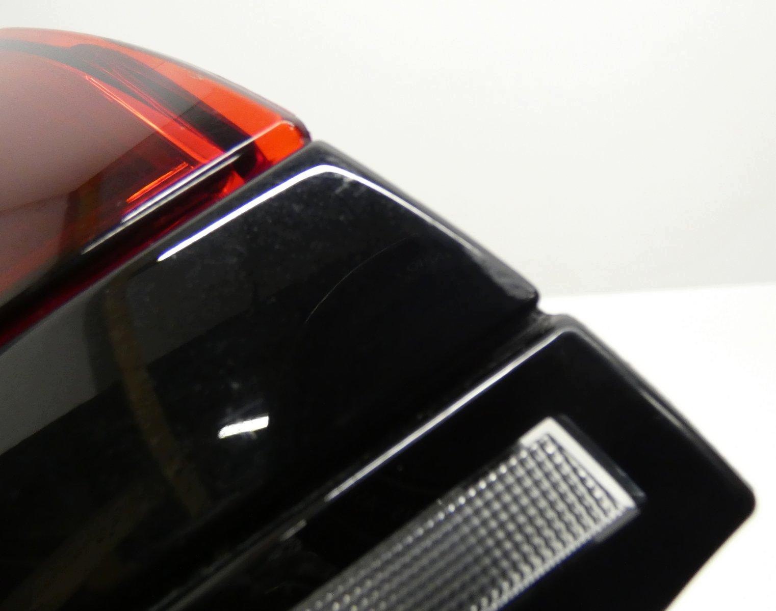 AUDI Q3 83H945207 2025- light rear part rear left