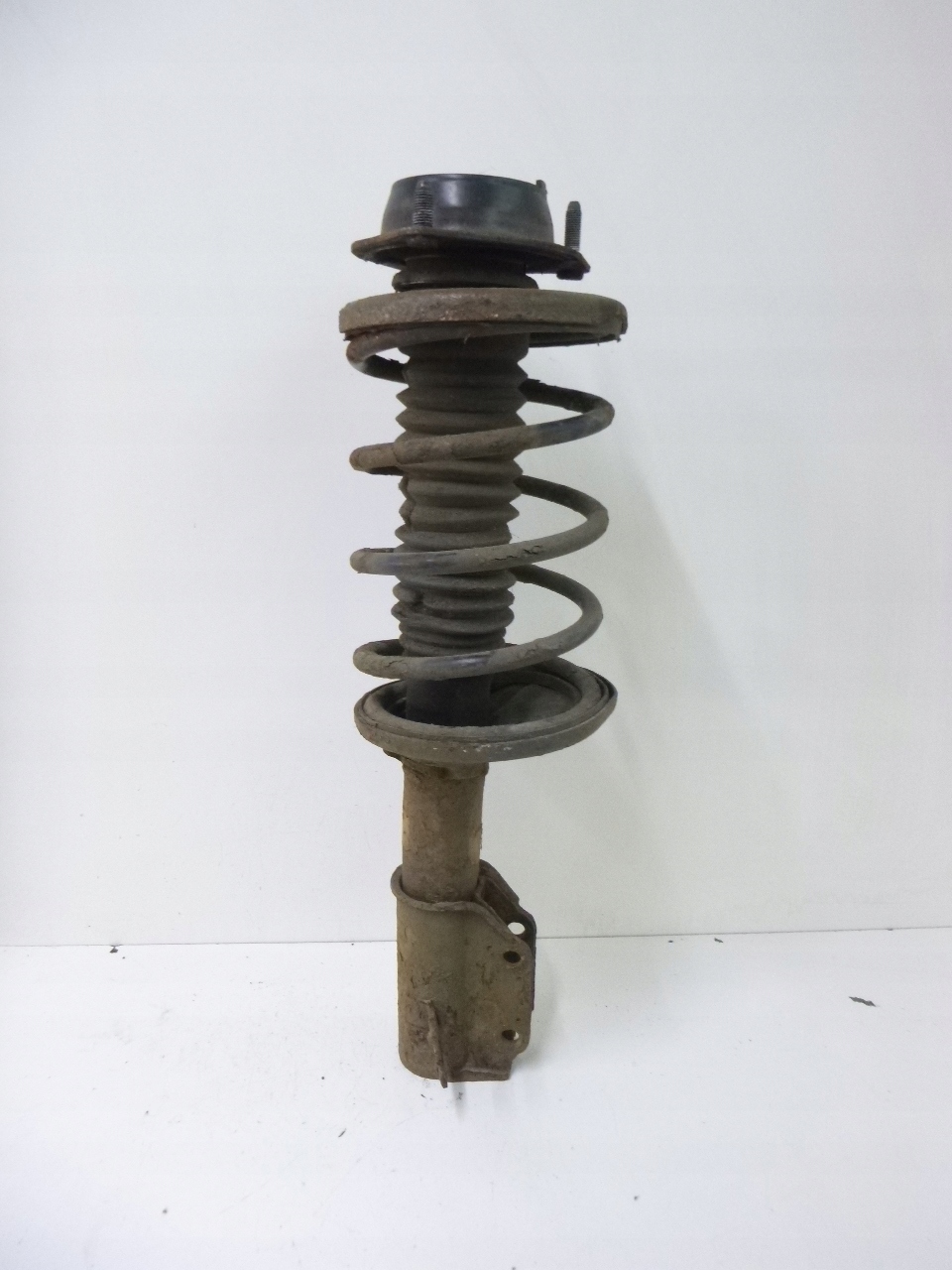 shock absorber front Mazda S BA 1.3 1997r.
