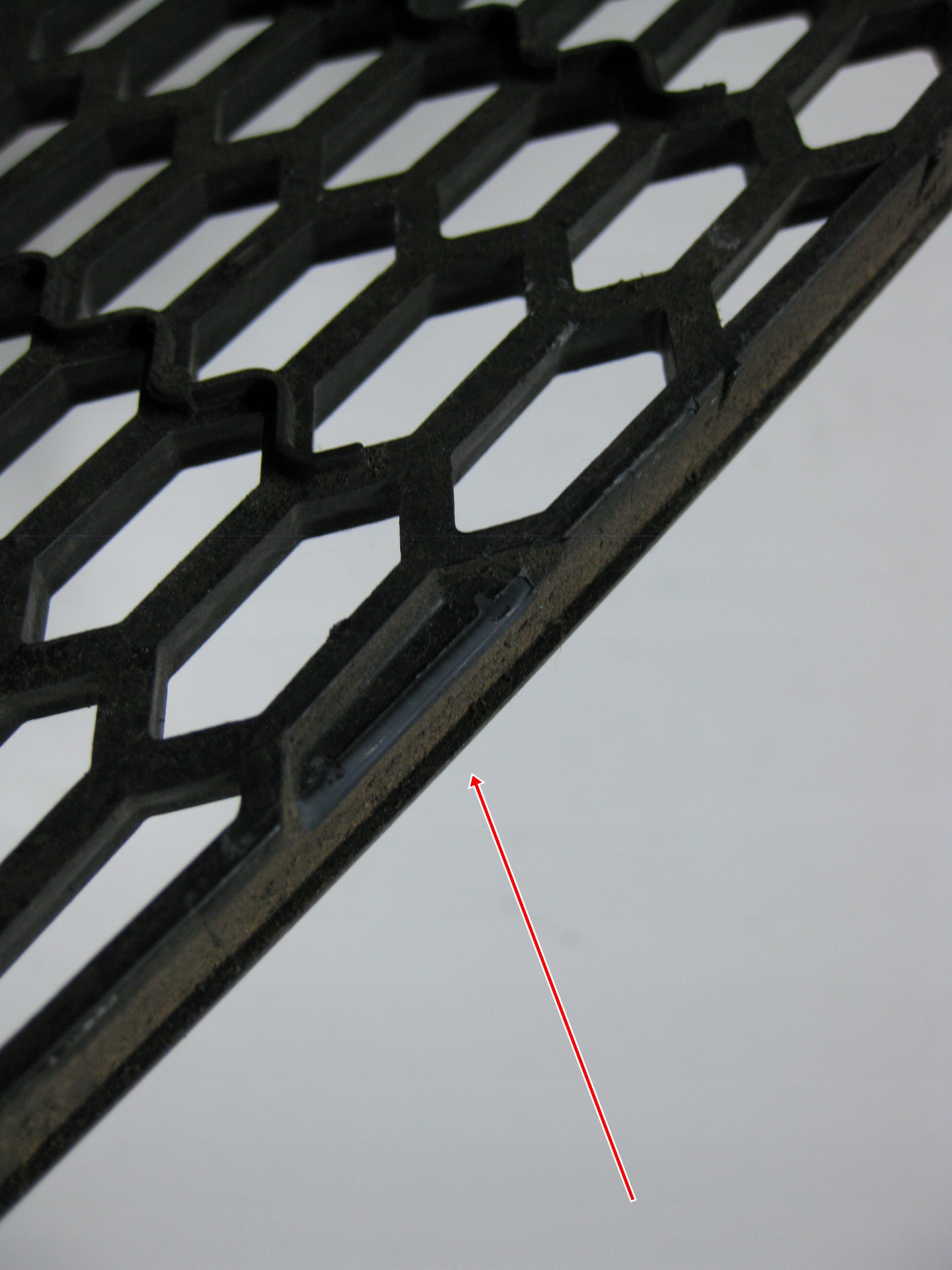 FIAT DOBLO II 13R grid central of a bumper front