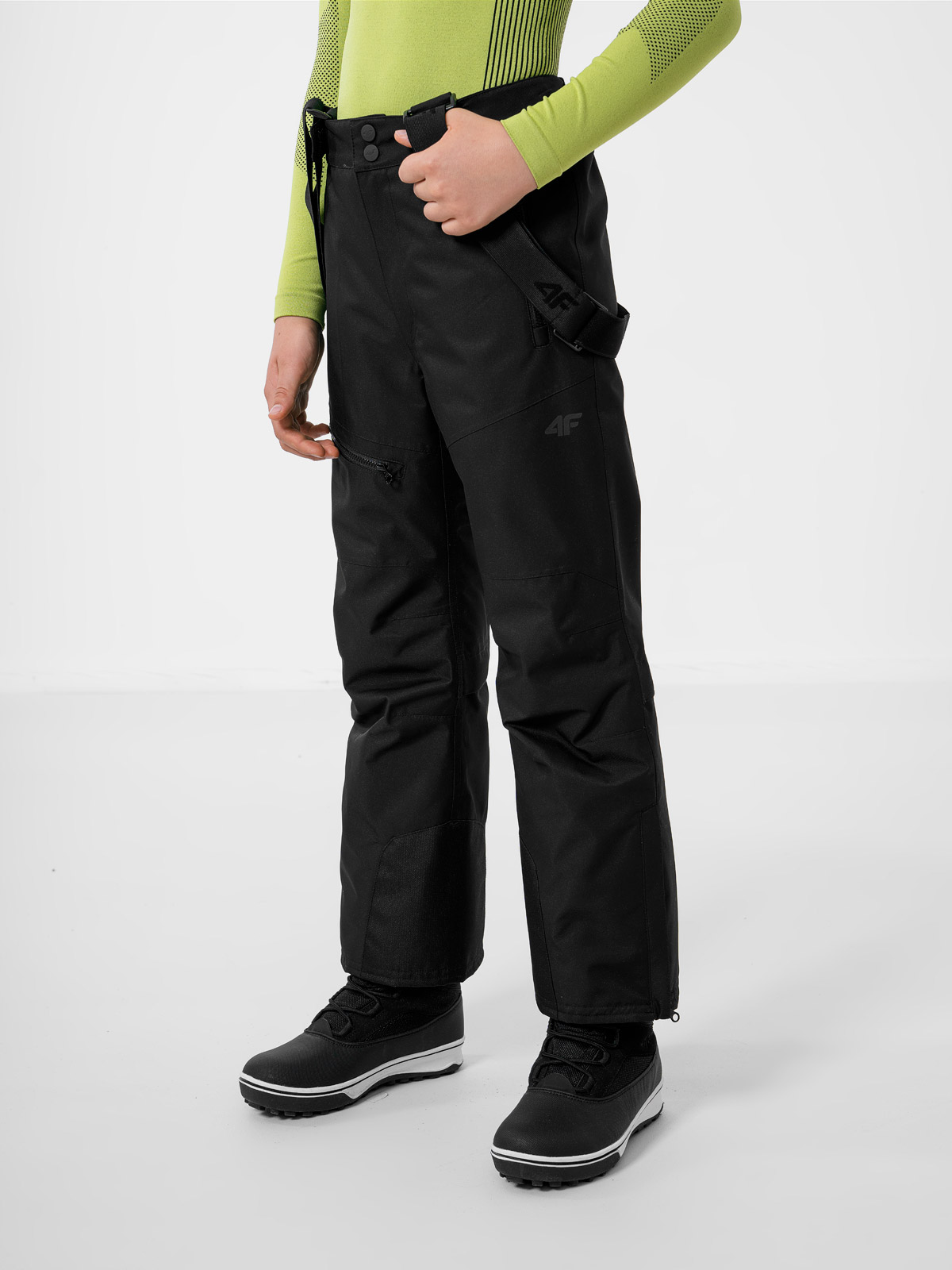 SPODNIE NARCIARSKIE 4F dziecięce JSPMN002 140 Materiał dominujący poliester