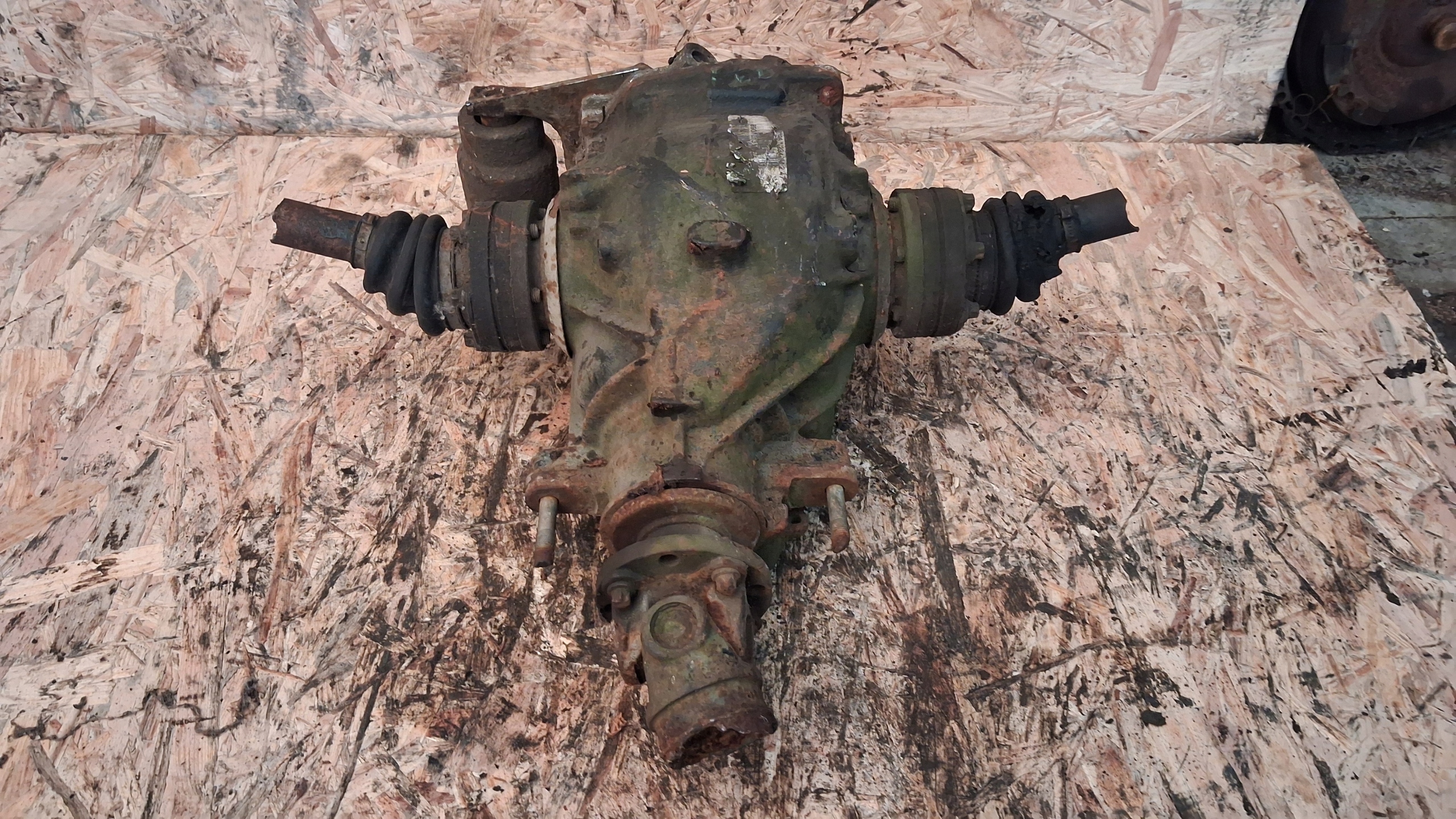 rear differential diff BMW E46 2.0D 320D 2.47 DUZA GLOWA GDANSK