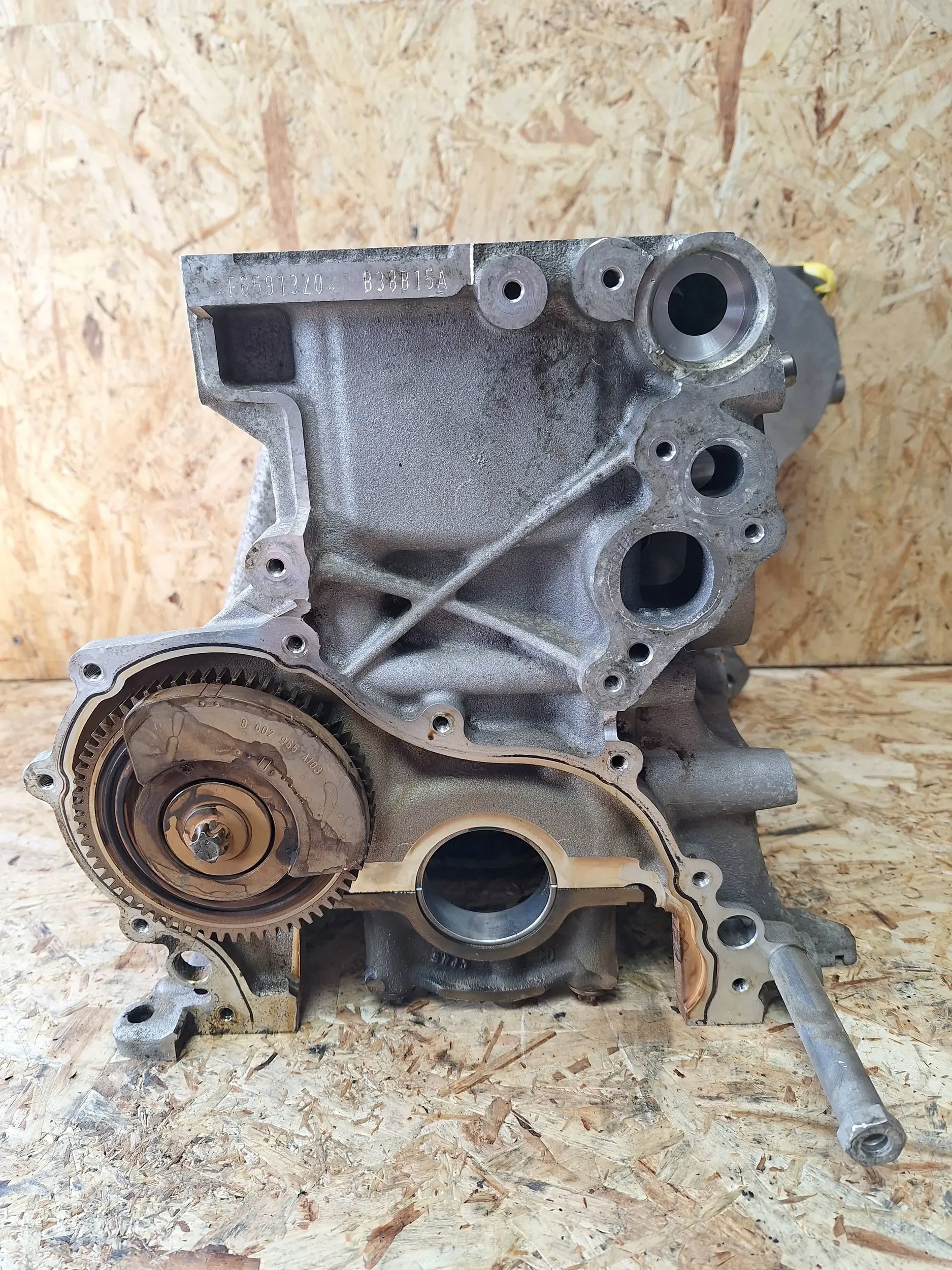 Blok silnika B38A15A Mini Cooper F56 F57 1.5 B Numer katalogowy części B38A15A