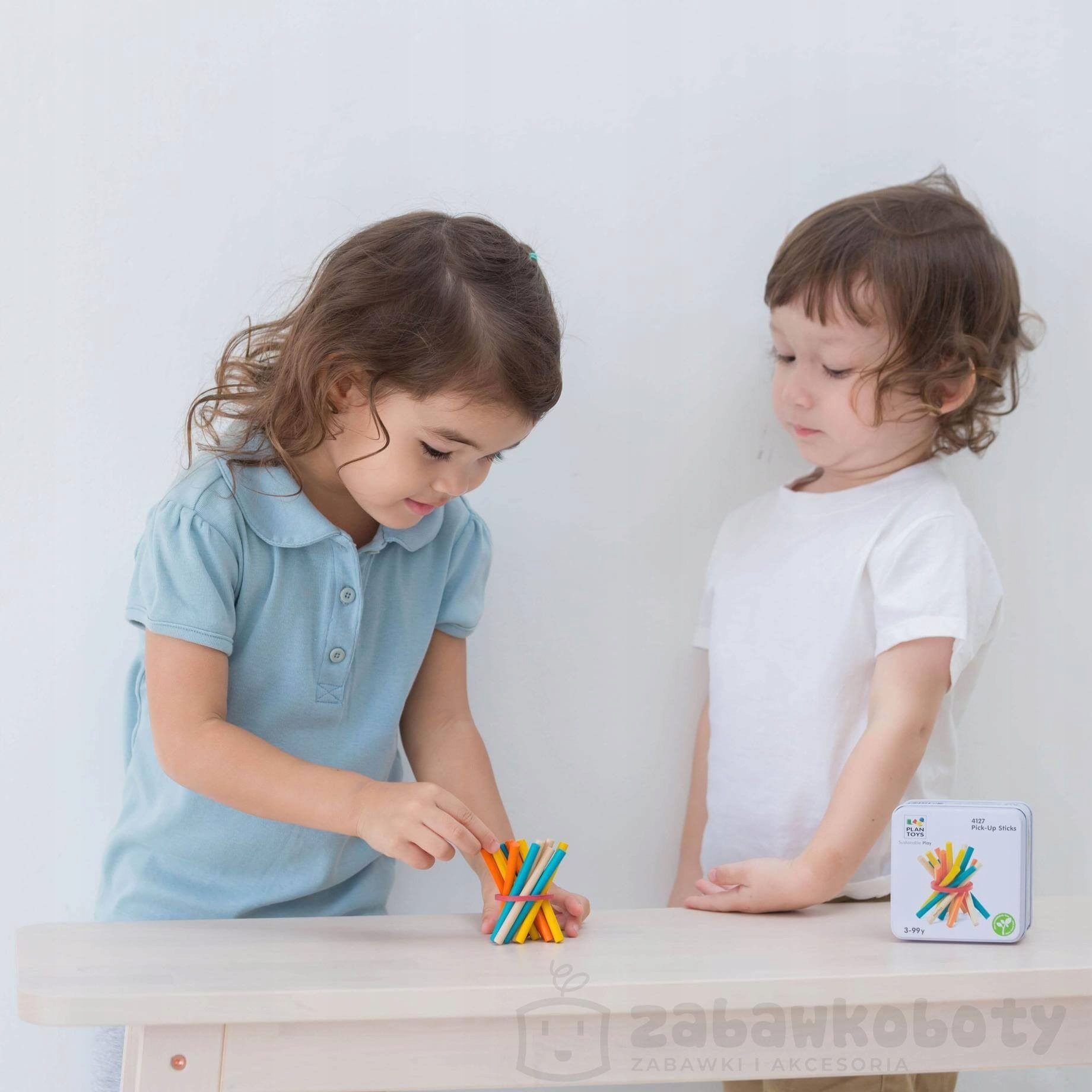 PLAN TOYS - WYCIĄGNIJ PAŁECZKĘ MINI GRA ZRĘCZNOŚCIOWA Wiek dziecka 3 lata +