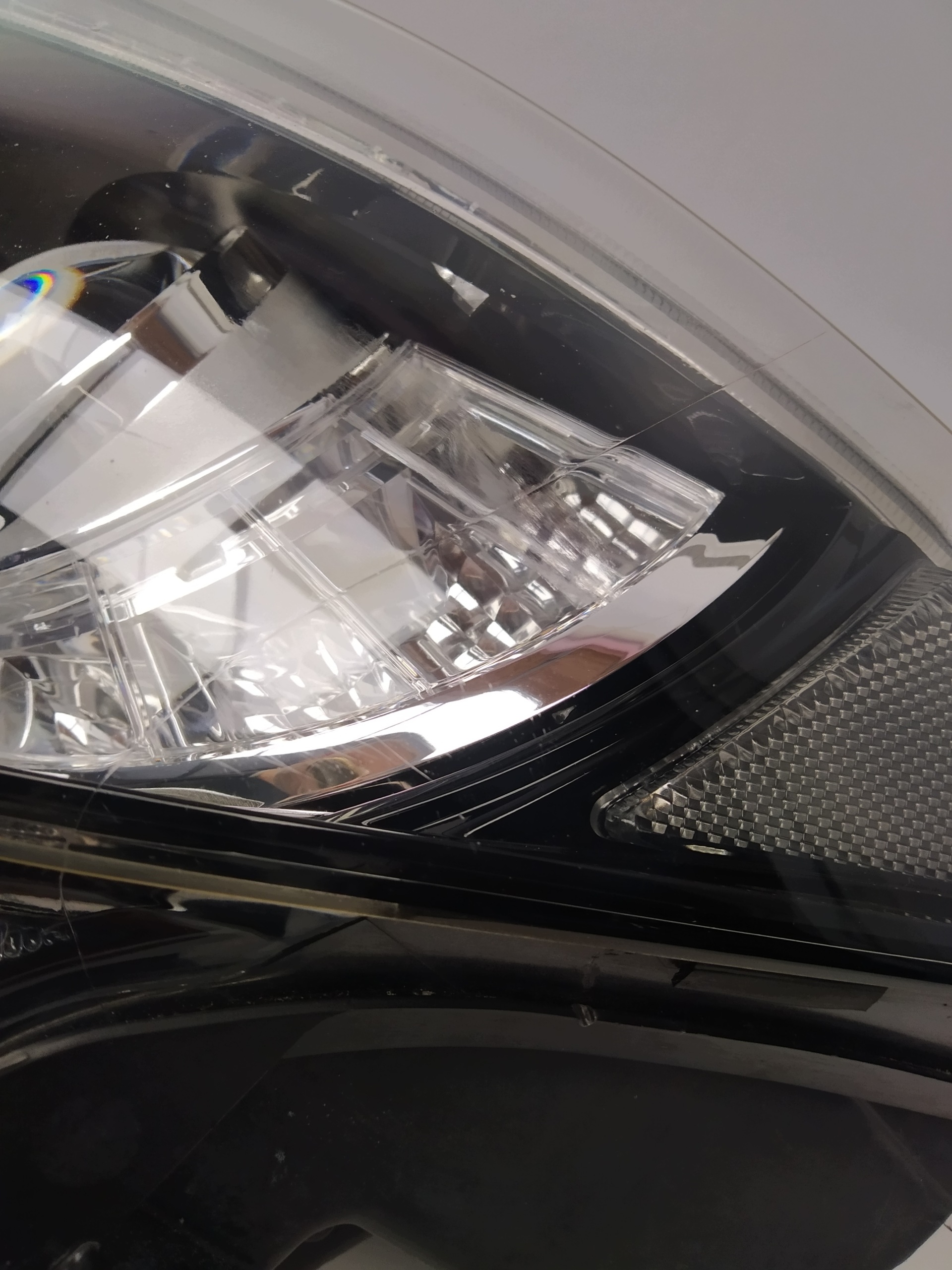 2013r + Infiniti Q50 reflektor far prednji dio lijevi LED original