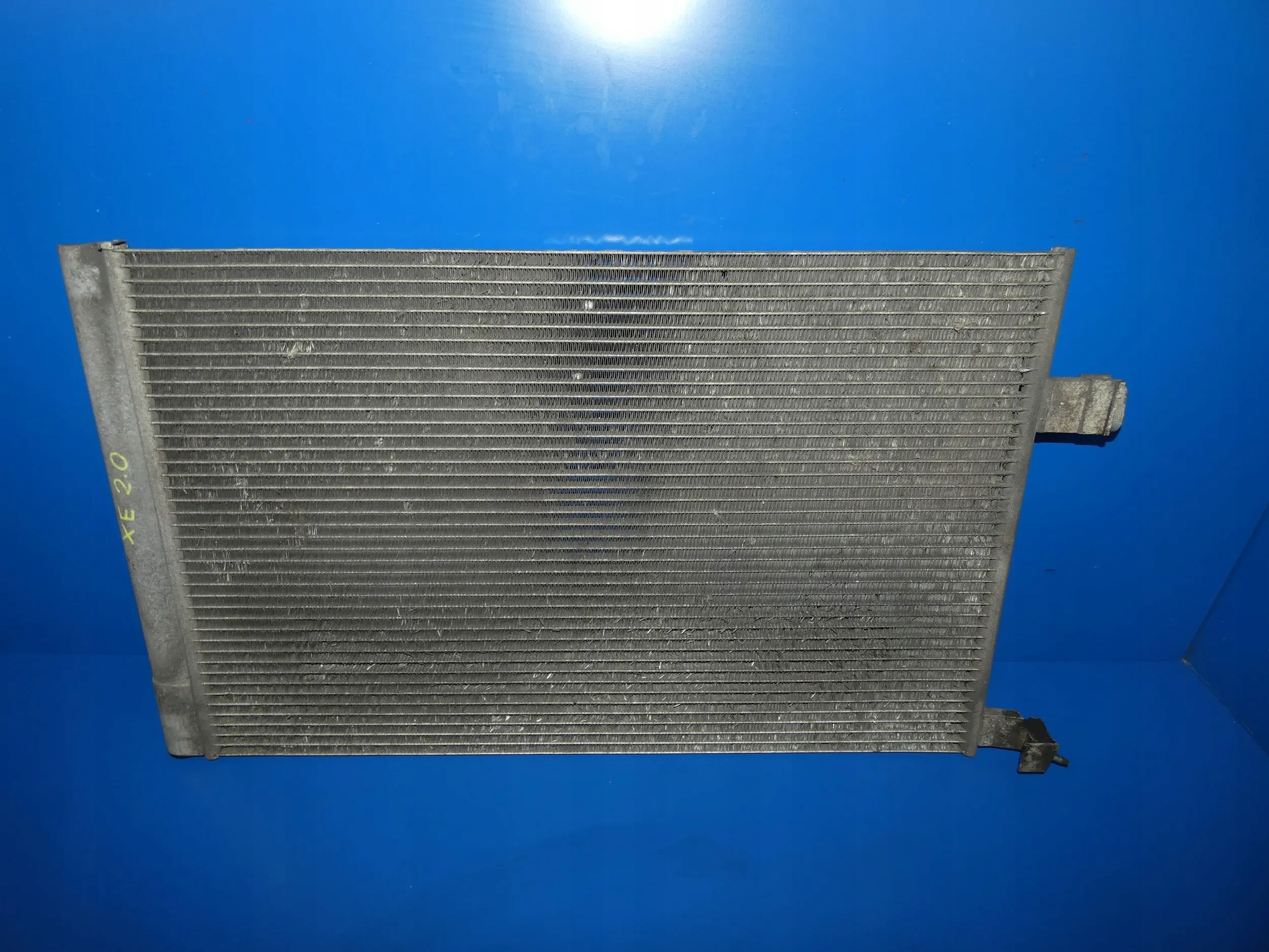 JAGUAR XE X760 F-PACE RADIATEUR CLIMATISATION ENDOMMAGÉ SUPPORT PLAQUE