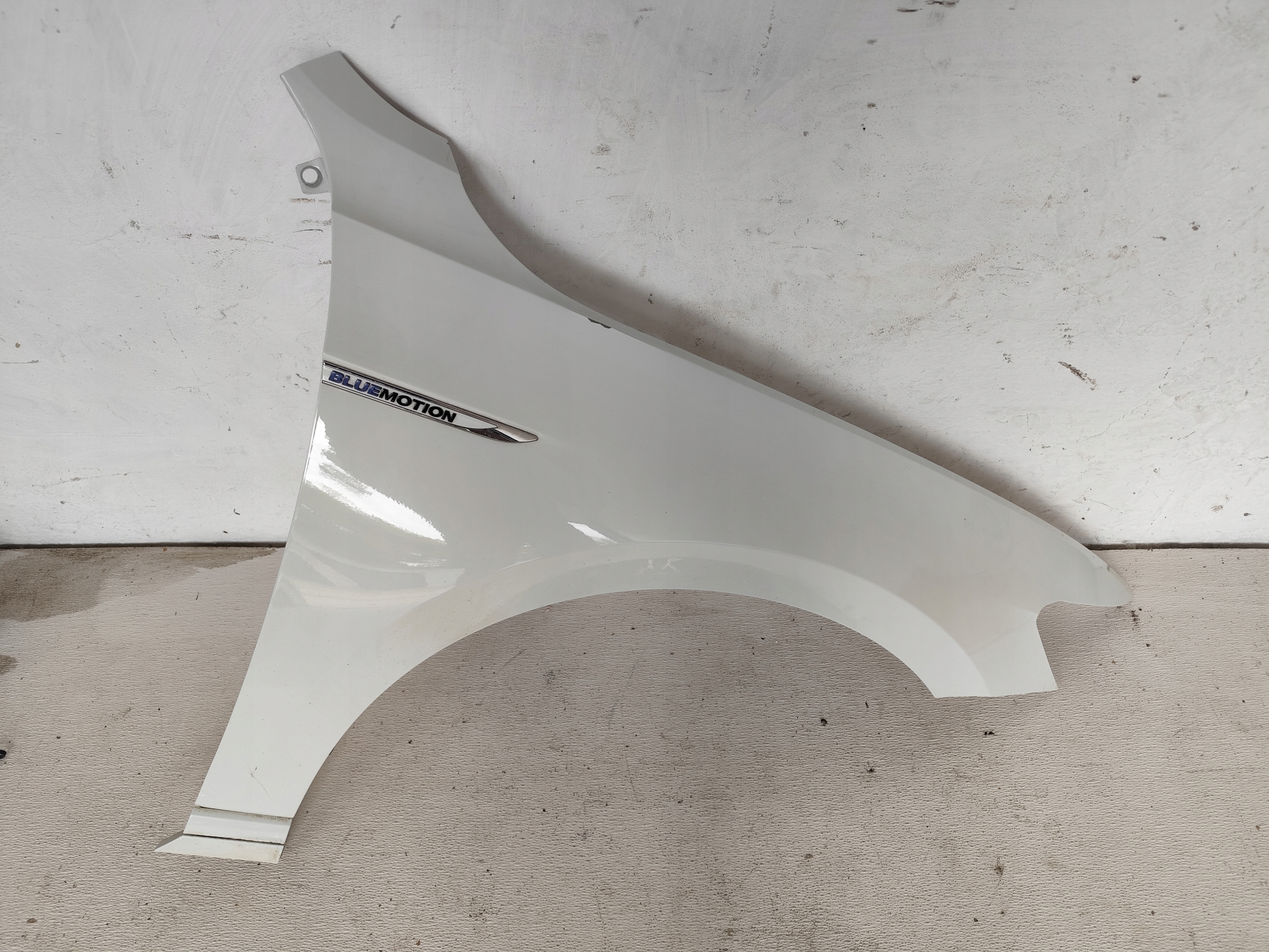 VOLKSWAGEN PASSAT B8 2017 fender front right