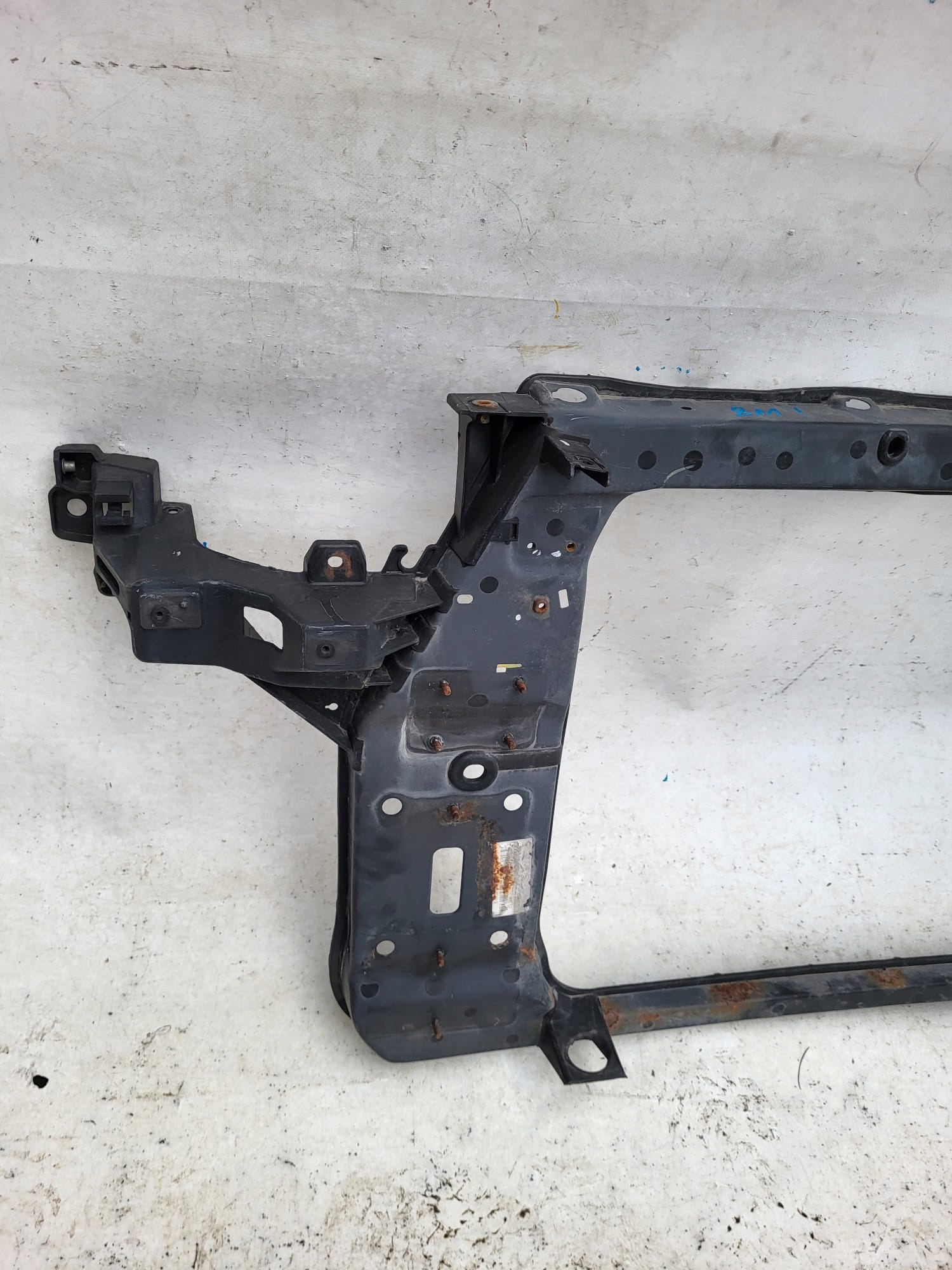 HYUNDAI IX35 IX 35 09-15 support panel for radiators pillar 84111-2Y000