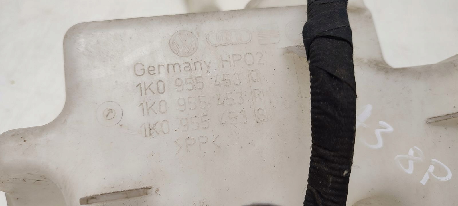 Scheibenwaschbehälter Behälter Audi A3 8P