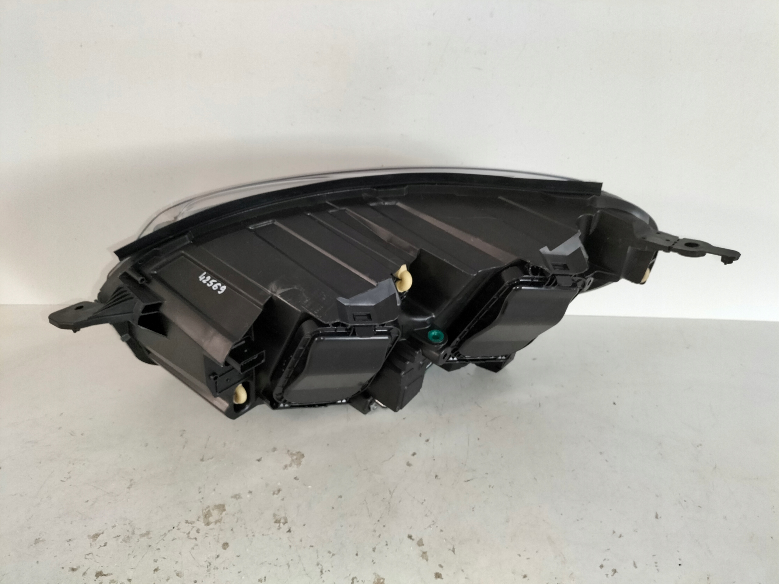 light front reflektor right CITROEN JUMPY III 16- SAPCETOURER XENON