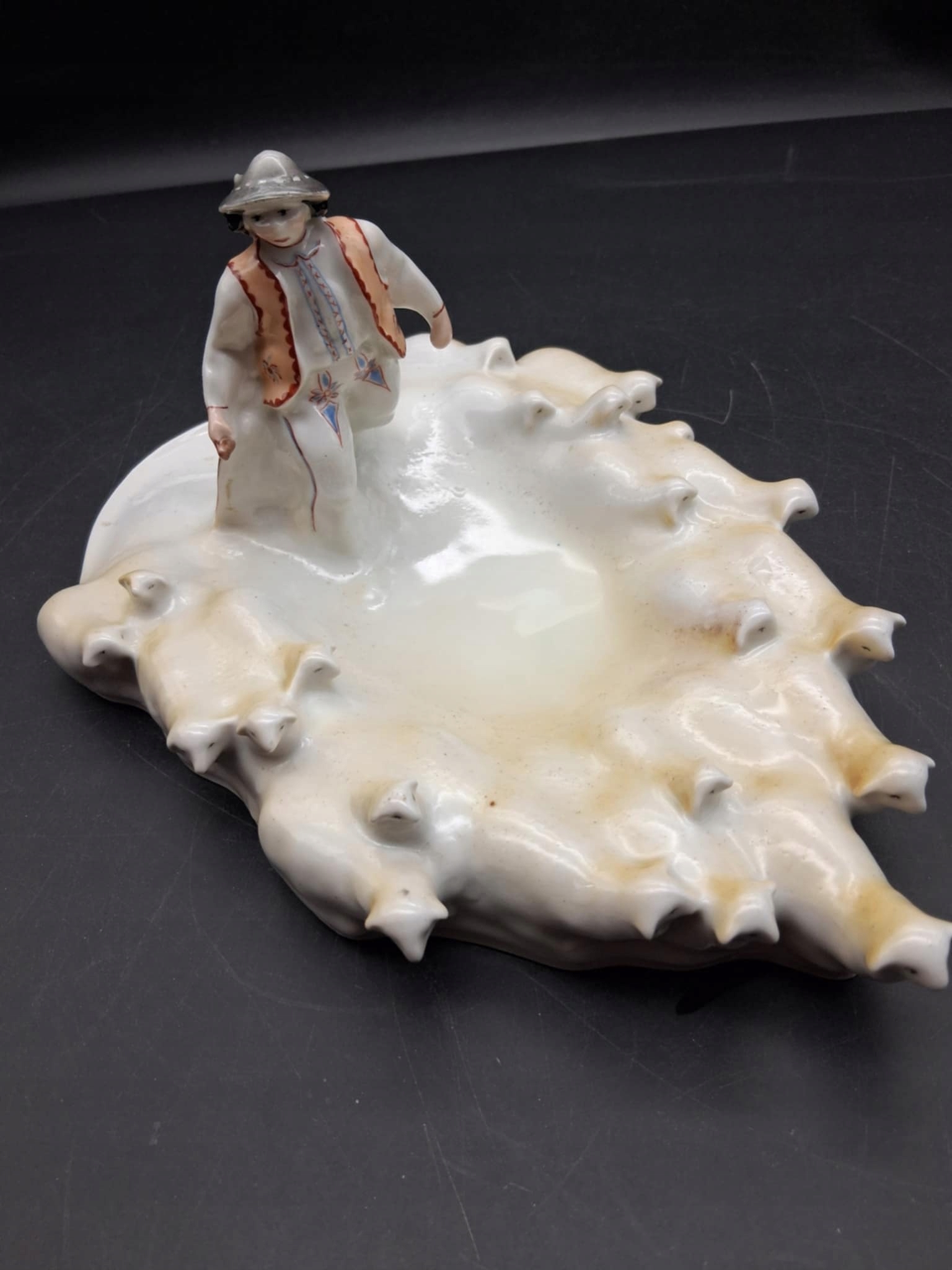 Juhas na hali figurka Ćmielów