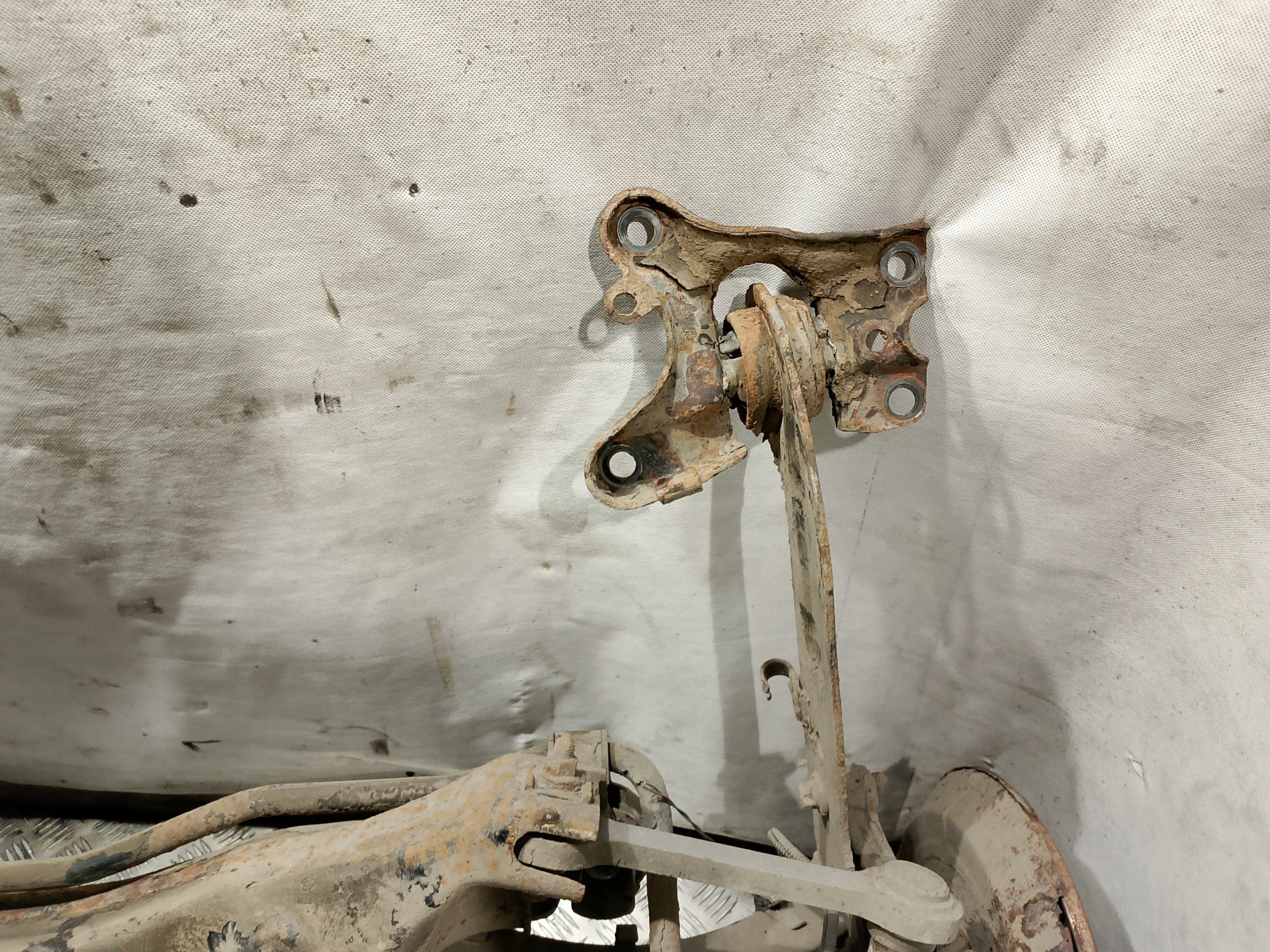 Achsträger heck hinten SAAB 9-3 2.0 B KOMBI