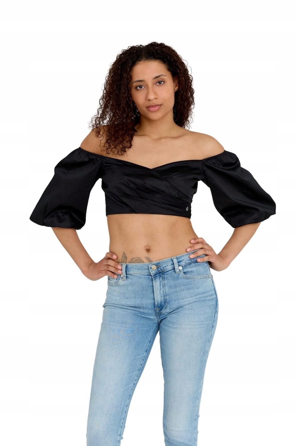 Guess Černý crop top s bufetovými rukávy, velikost M