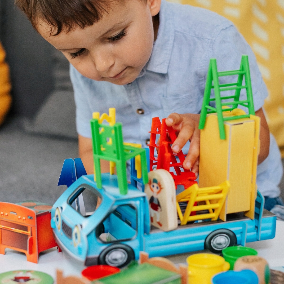 GRA MISTAKOS PRZEPROWADZKA RODZINA TREFLIKÓW Wydawca Trefl