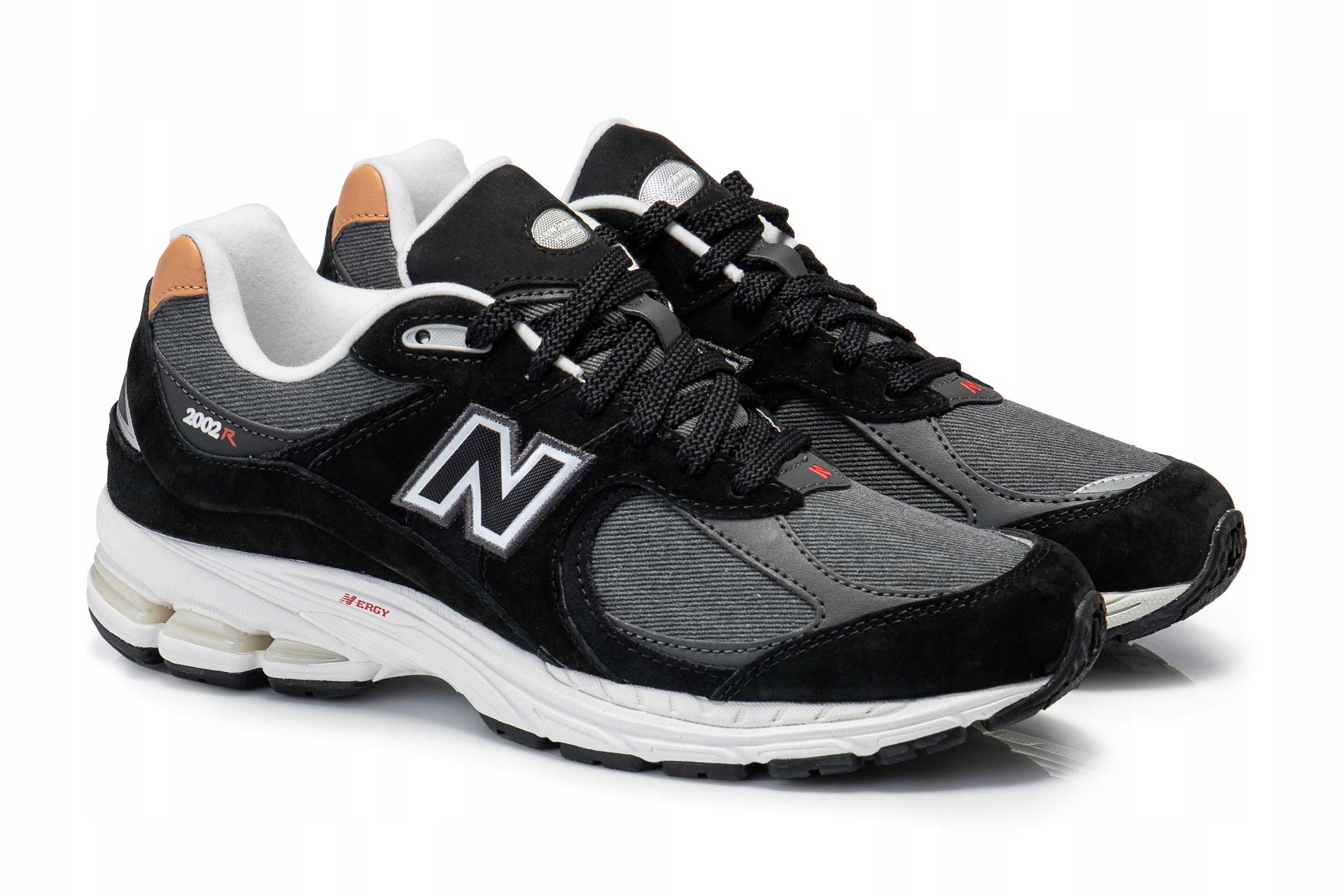 Tenisky New Balance M2002REB 38