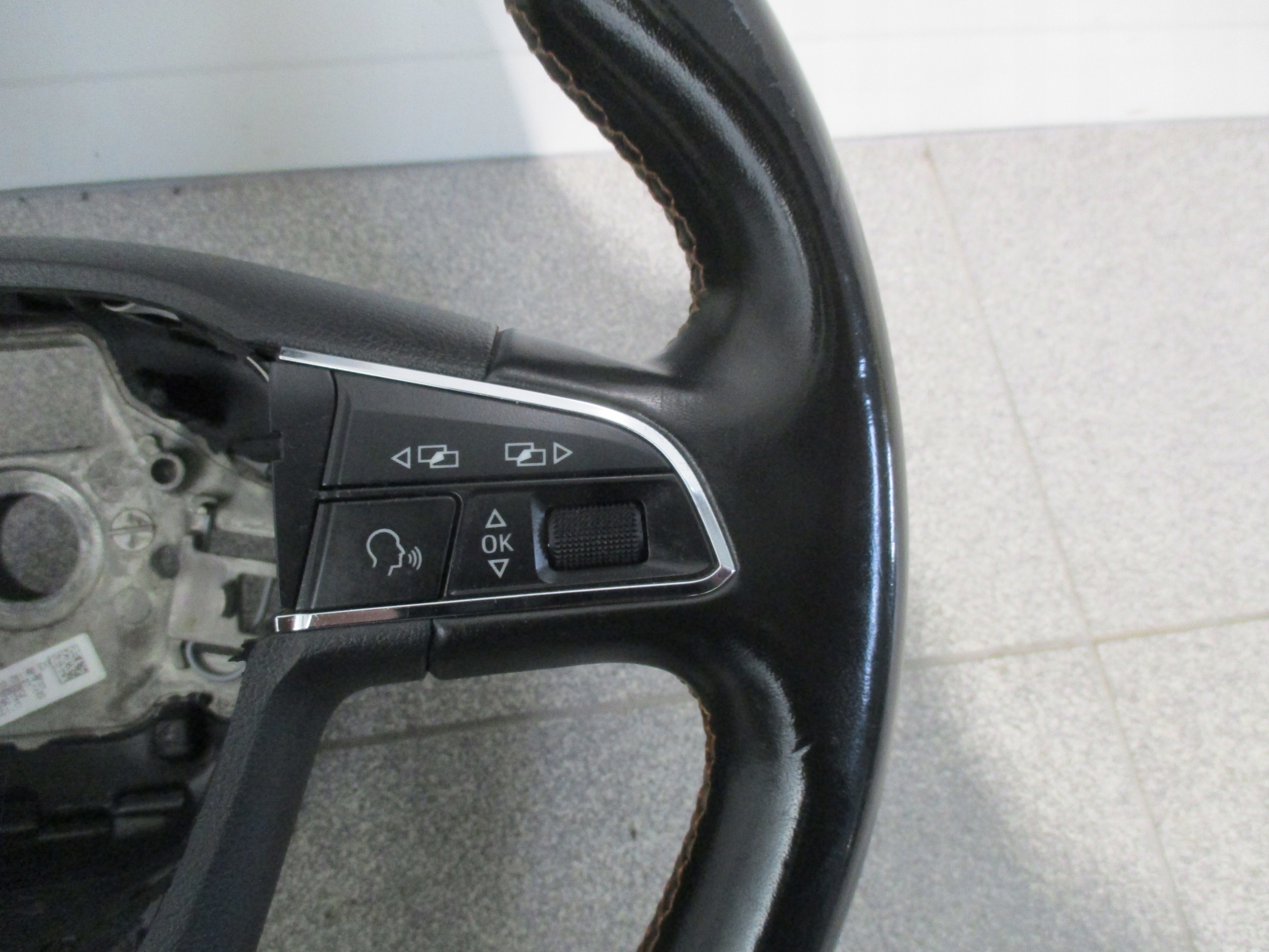 LENKRAD SEAT LEON 3 III 5F0 XP