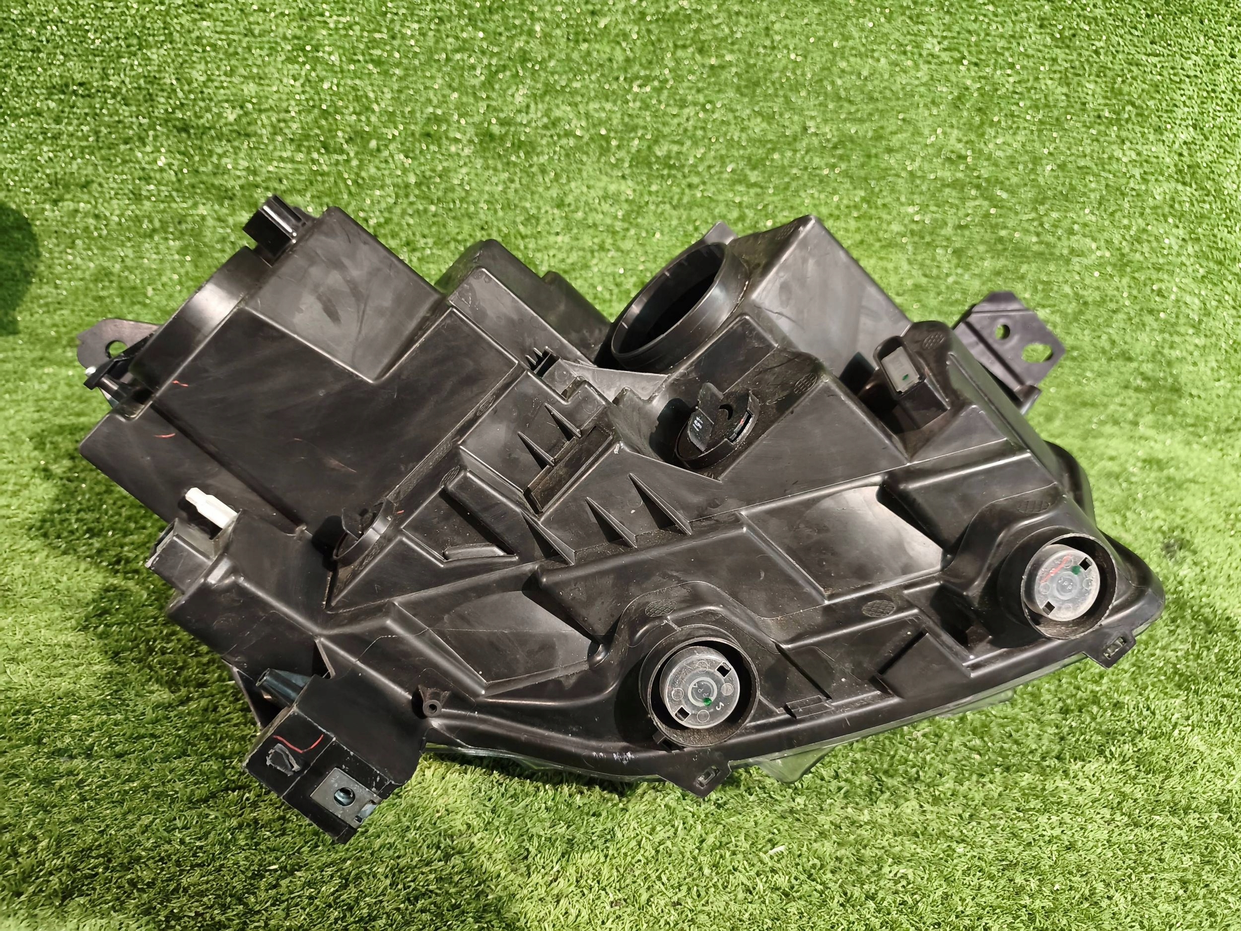REFLEKTOR left front TOYOTA PROACE CITY VERSO NR.R1112