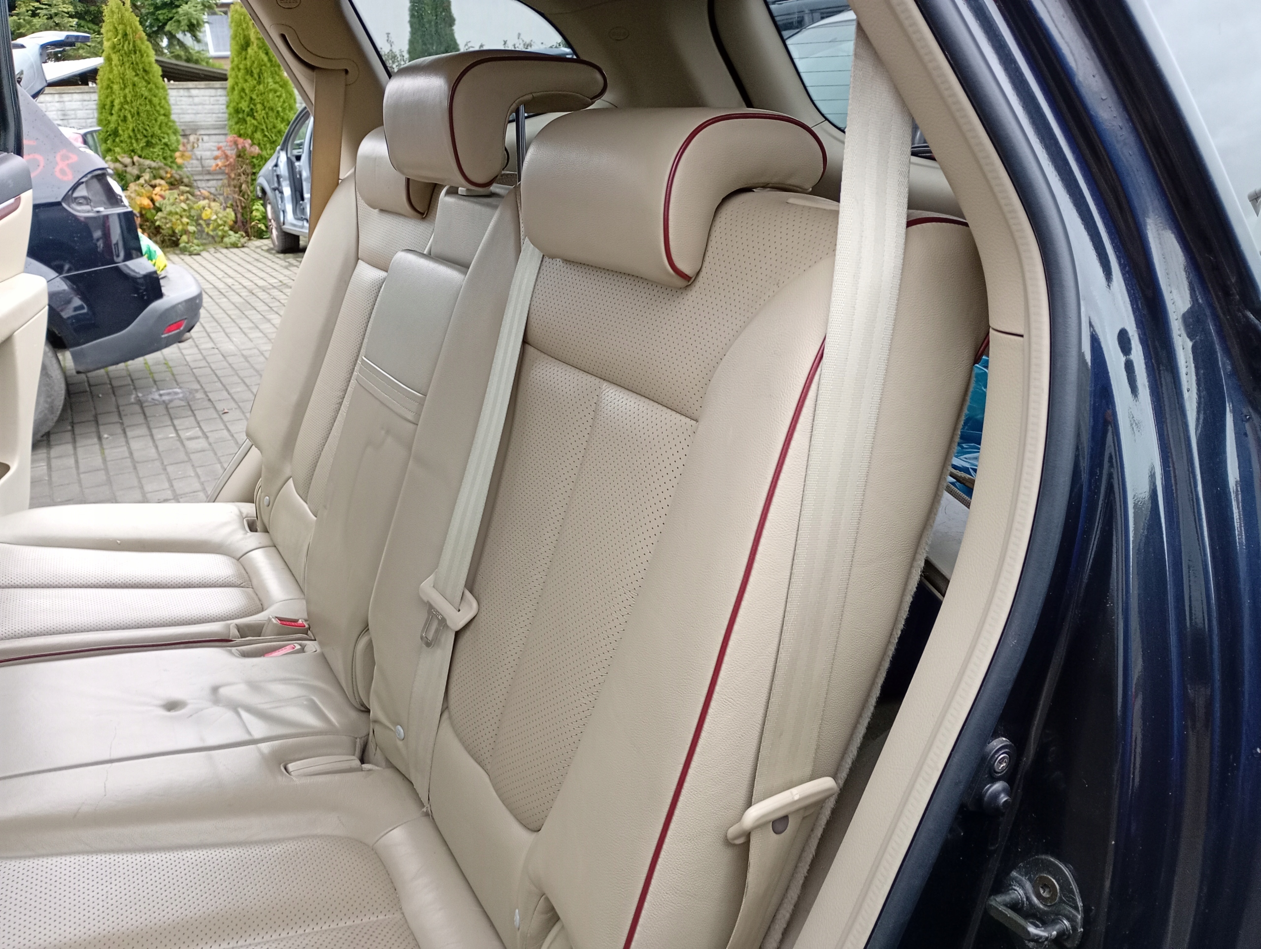 Hyundai Santa Fe 2 II 06-12 Sitz hinten heck Leder