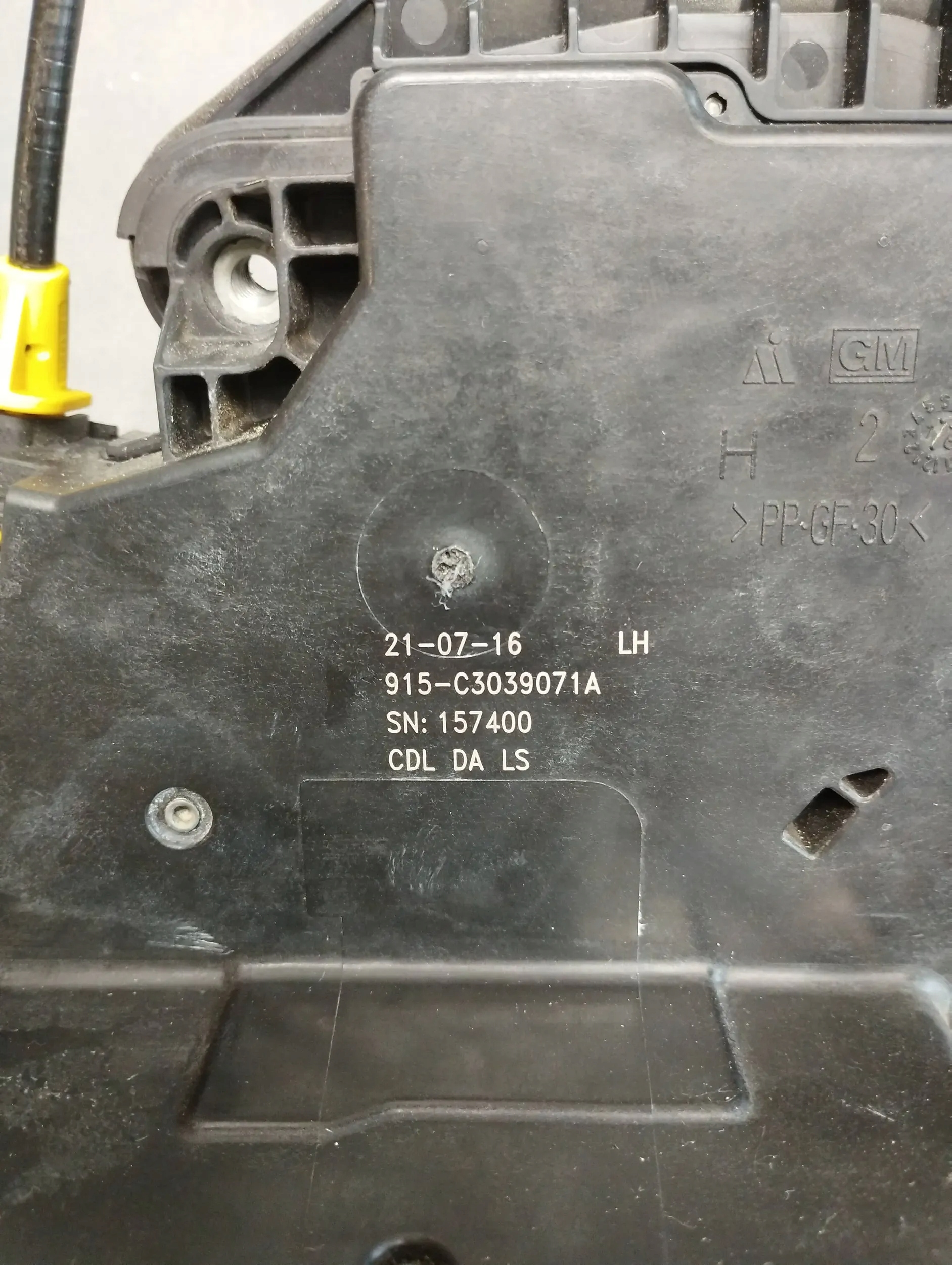 Opel Astra K lock left front 915C3039071A