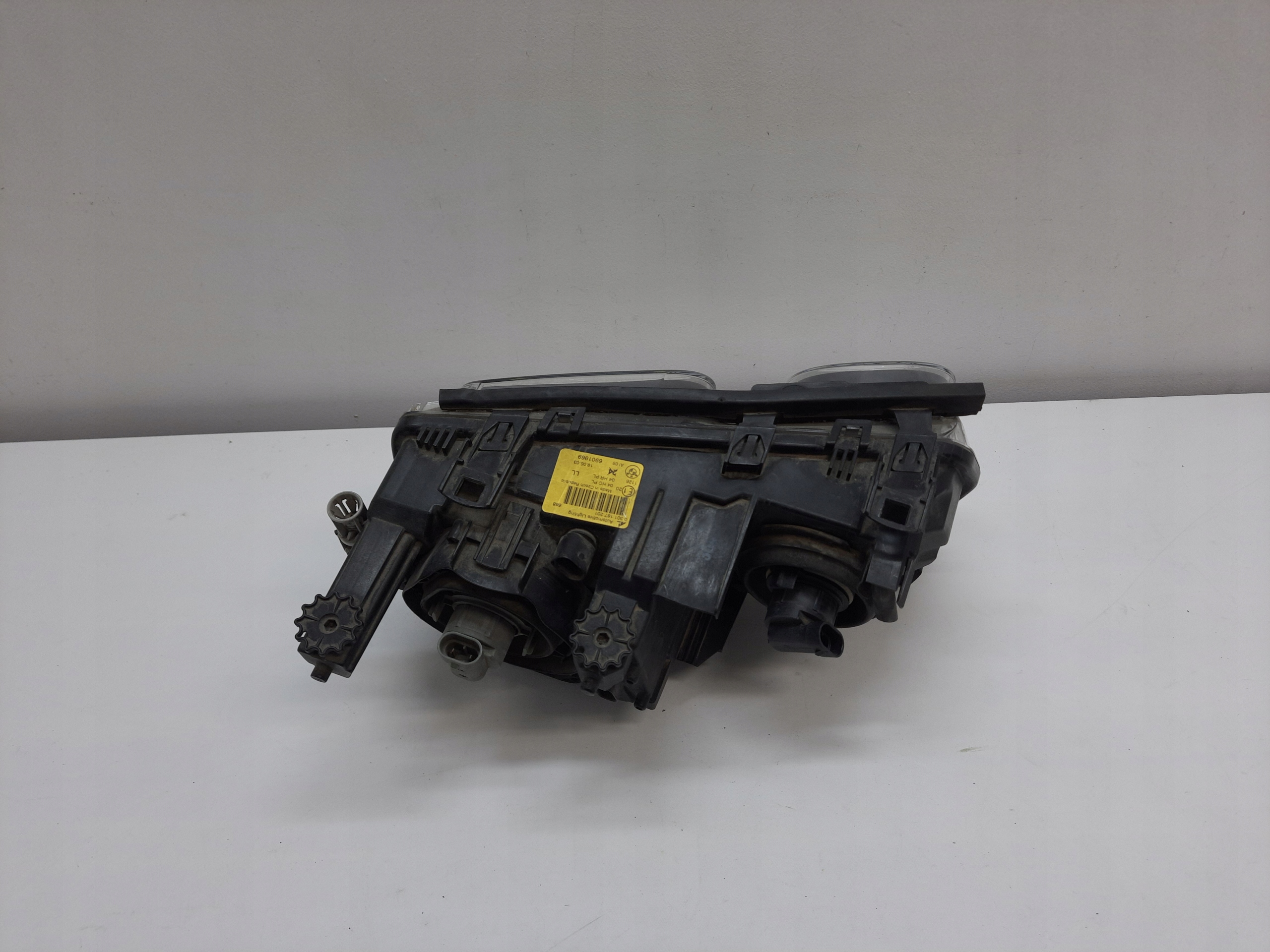 BMW 3 III E46 COMPACT 00- light REFLEKTOR left front original EUROPA