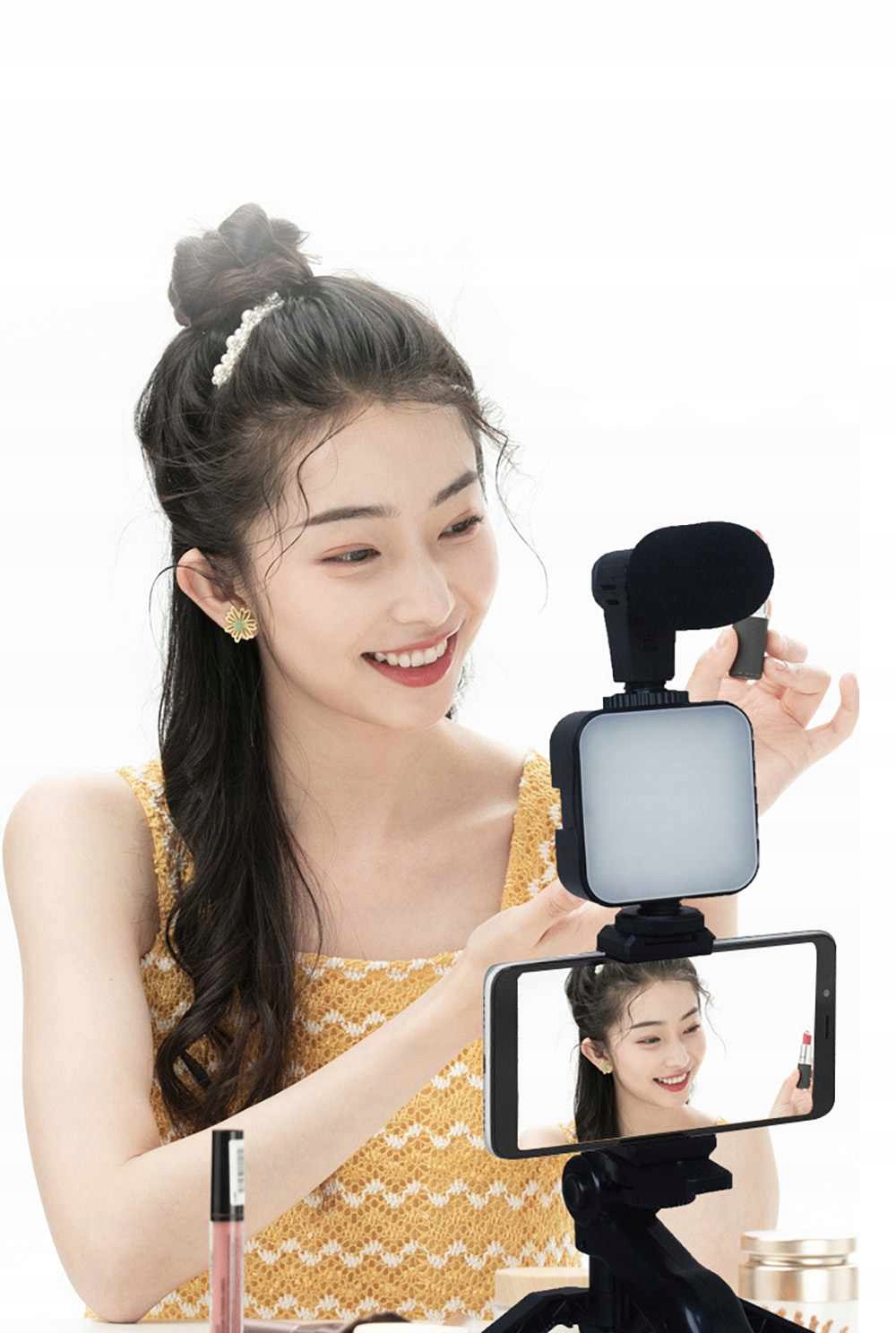 Zestaw Vlog Podcast YouTube lampa LED mikrofon BT selfie statyw pilot LEDY Model VLK1