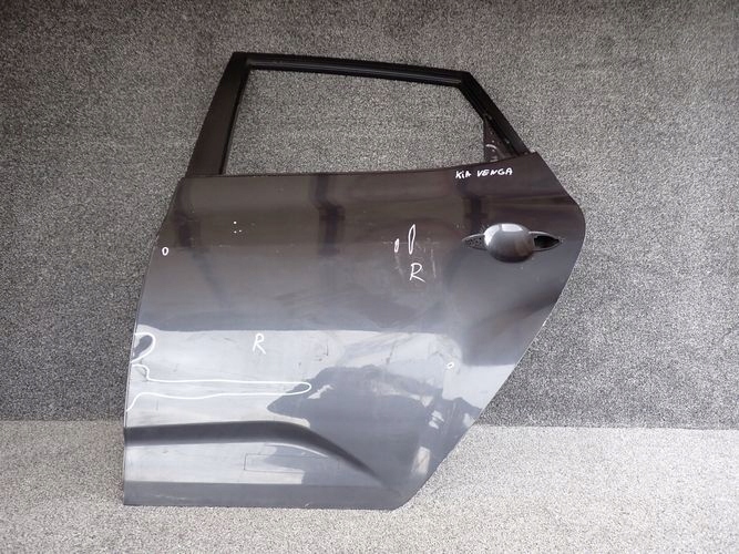 KIA VENGA 10- door left rear. rear part