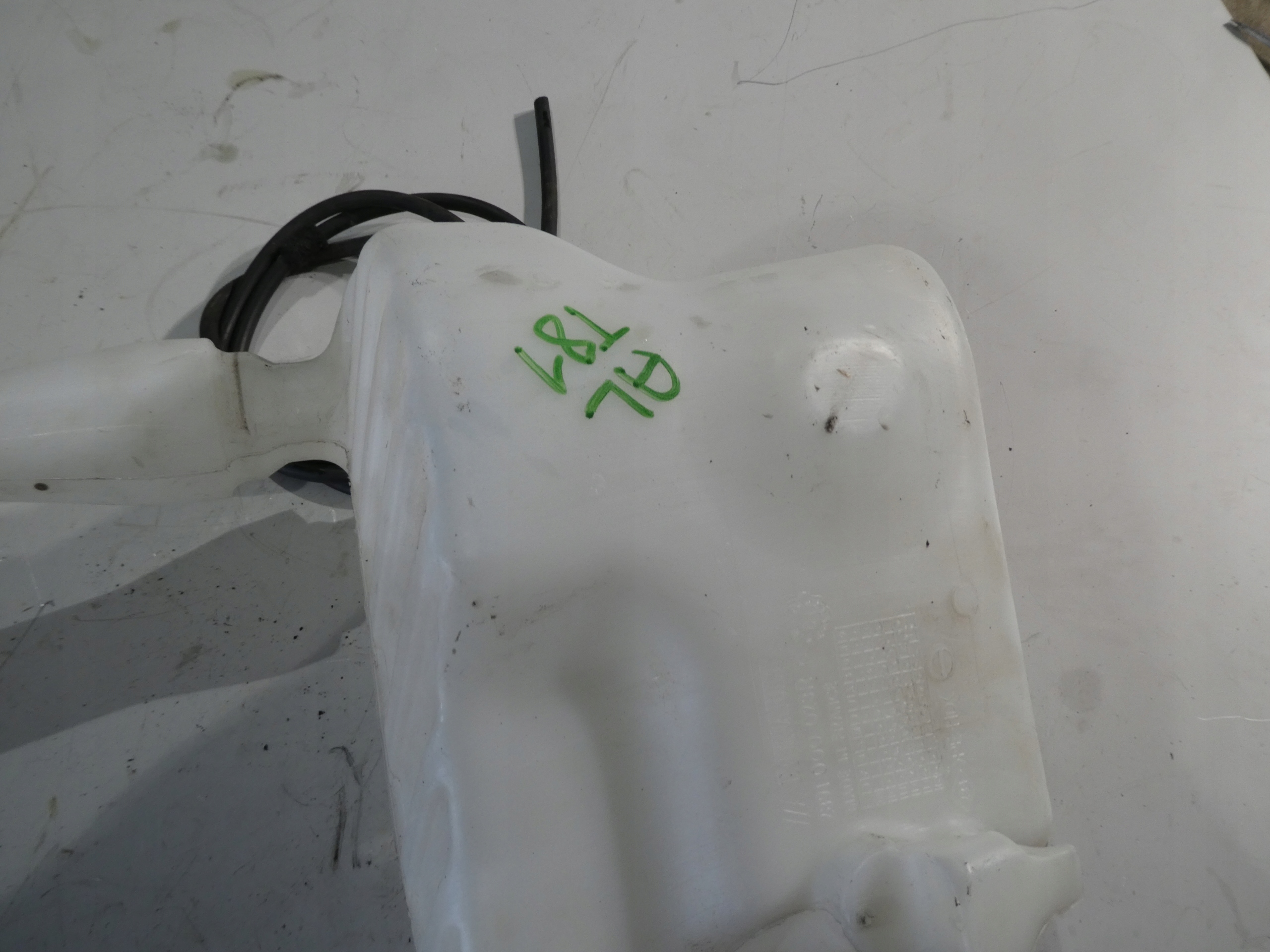 washer fluid tank MASTER MOVANO 2891000023R