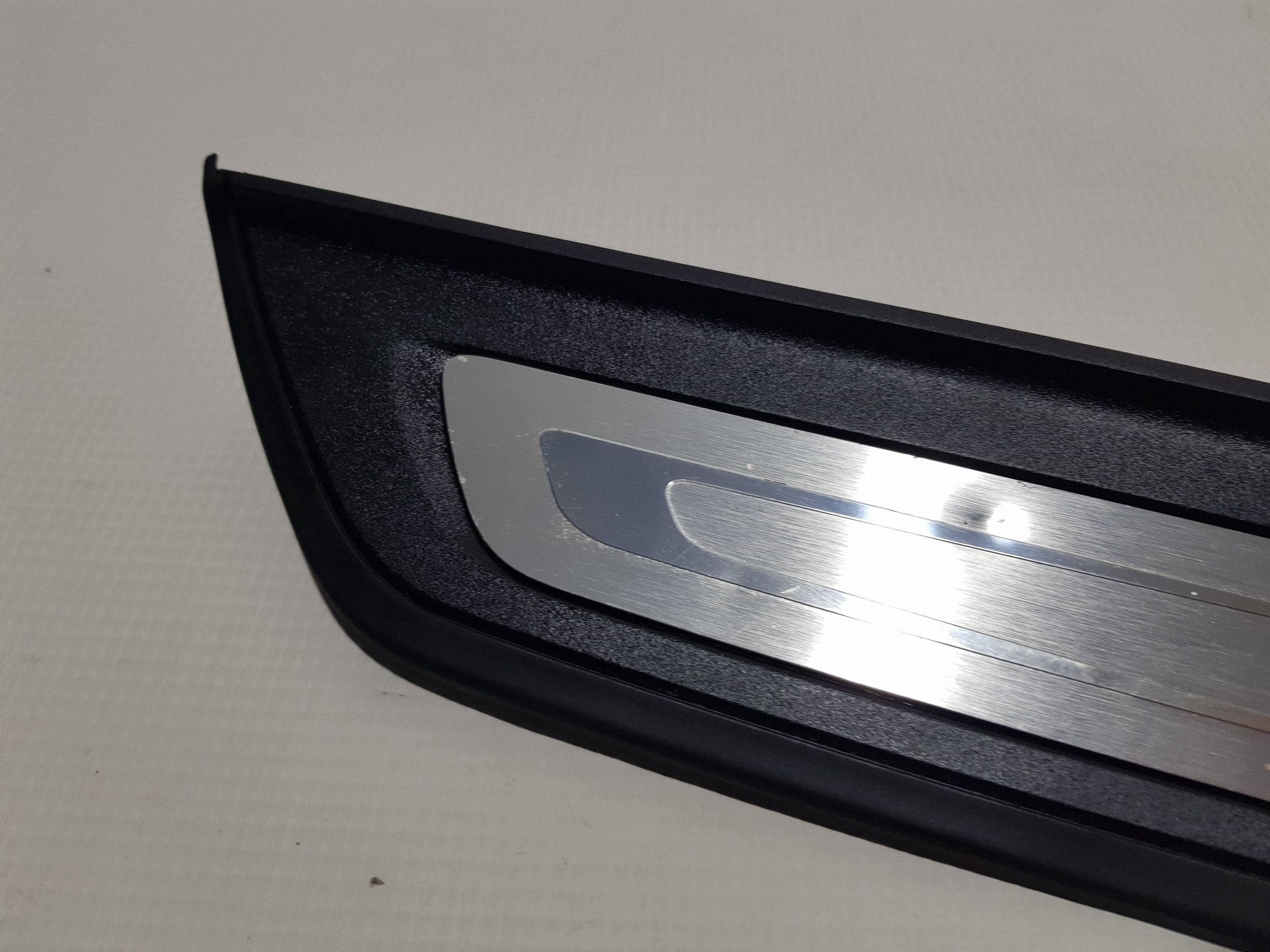 moulding cap cover of the threshold threshold left right front BMW 5 G30