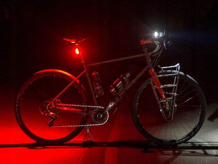 BLACKBURN LOCAL COMBO 20 LUX LAMPKA OŚWIETLENIE ROWEROWE PRZÓD TYŁ Marka Blackburn