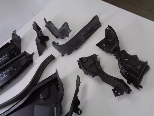 PODSZYBIE KOMPLETNE MINI F60 COUNTRYMAN LIFT 2021 ROK Producent części Mini OE