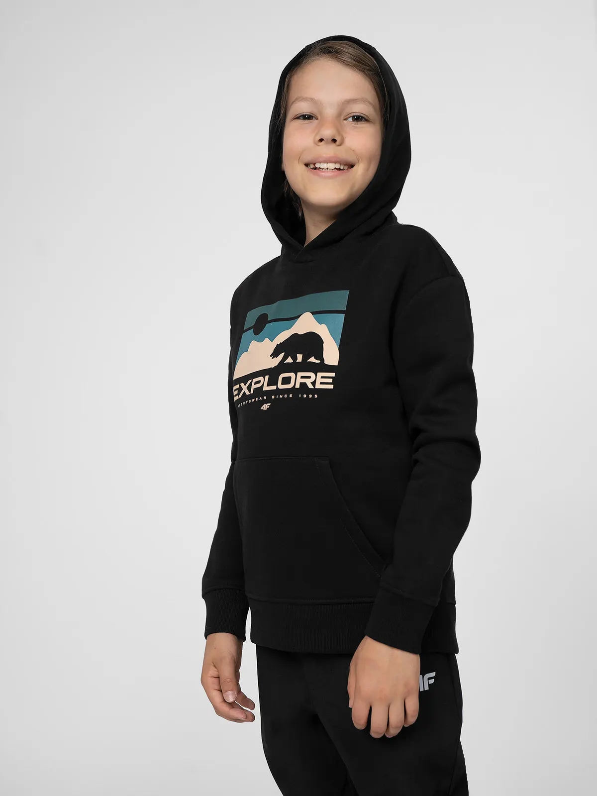 BLUZA CHŁOPIĘCA 4F DRESOWA Z KAPTUREM JSS23SM241 Rozmiar (new) 152 (147 - 152 cm)