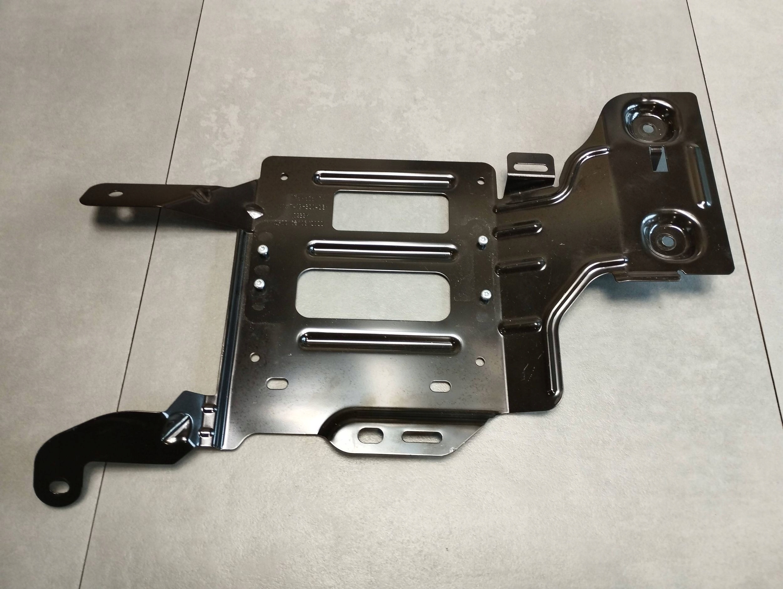 Volkswagen Amarok II bracket holder N1WT19H320BB