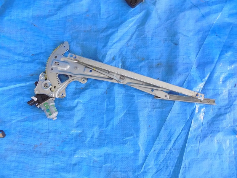 window regulator right front HONDA CRV 12-17R