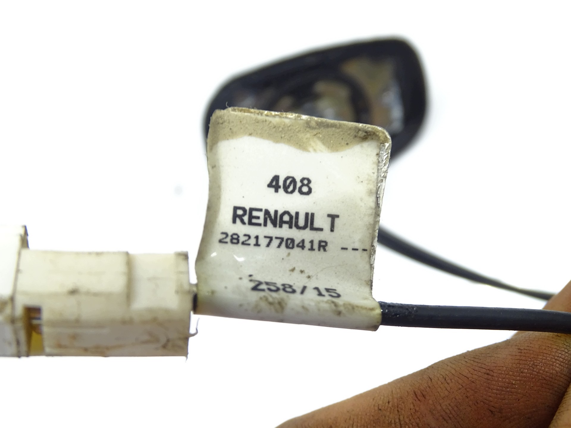 aerial GPS RENAULT MASTER III 282177041R