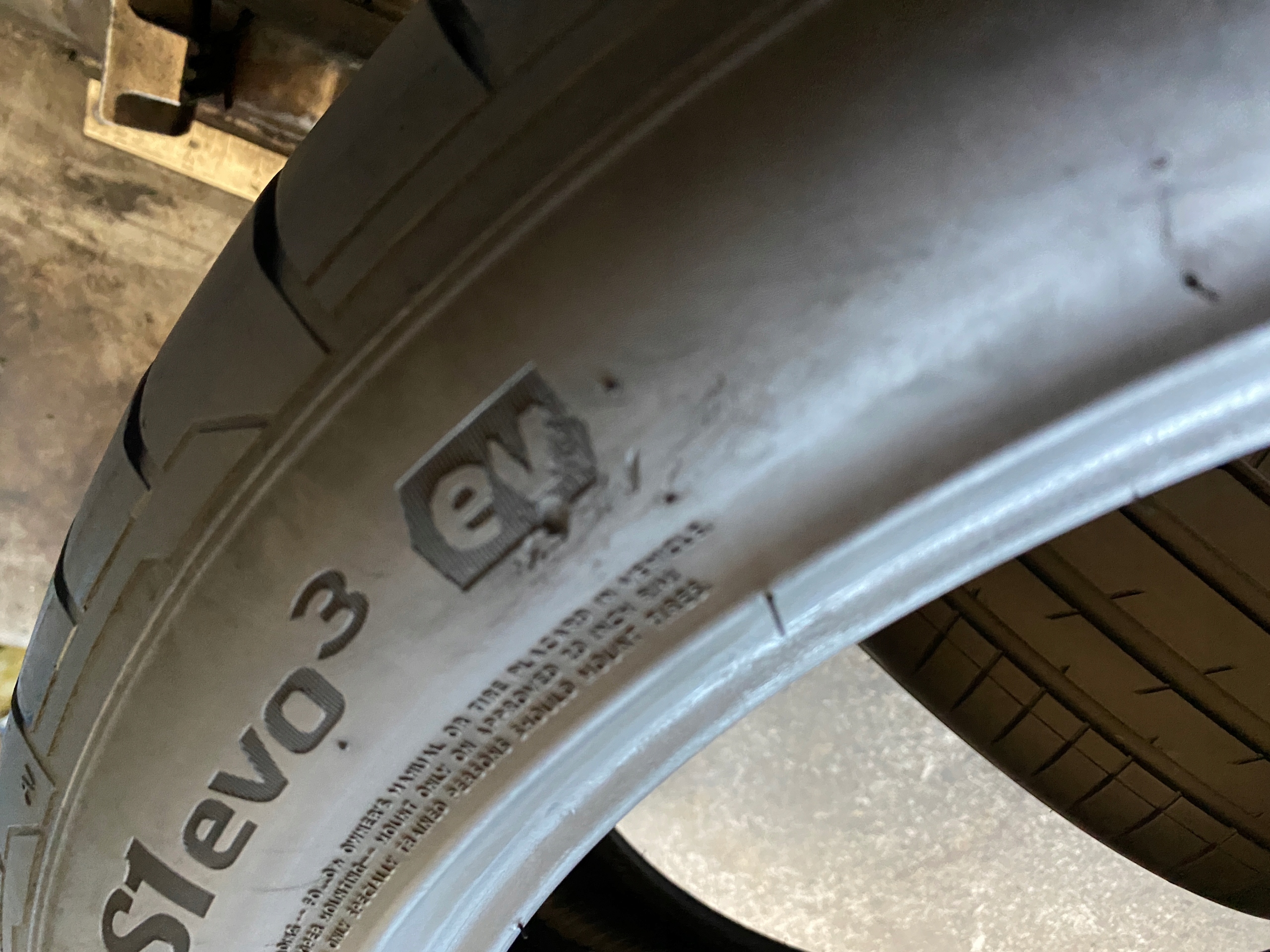 2 tyres summer 255/45R20 Hankook Ventus S1 Evo3