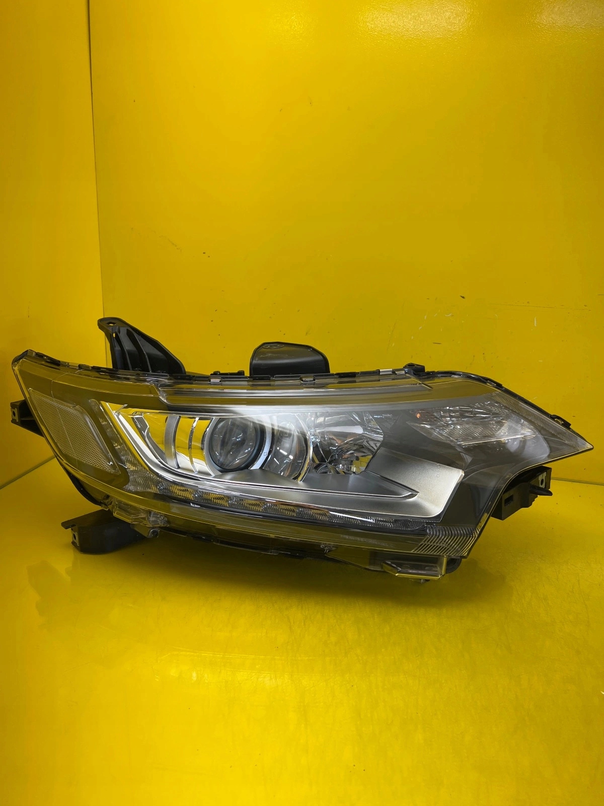 light right Mitsubishi Outlander 3 III FL Lift 16-18 8301C8-54