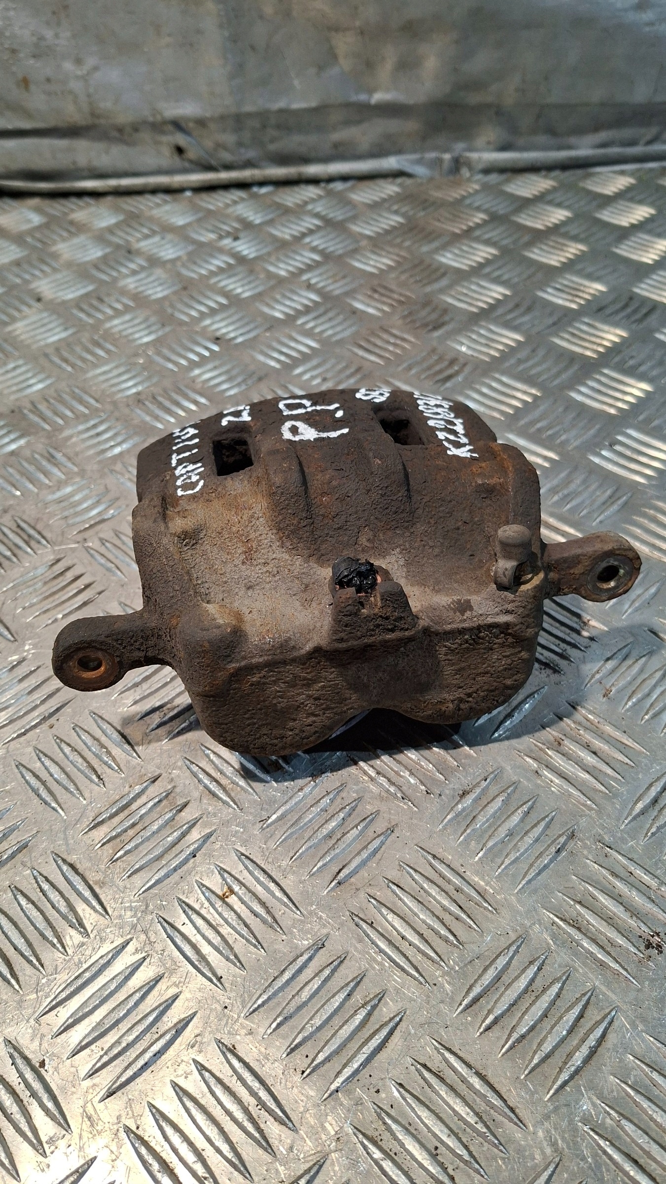 caliper brake right front CHEVROLET CAPTIVA 2.0D