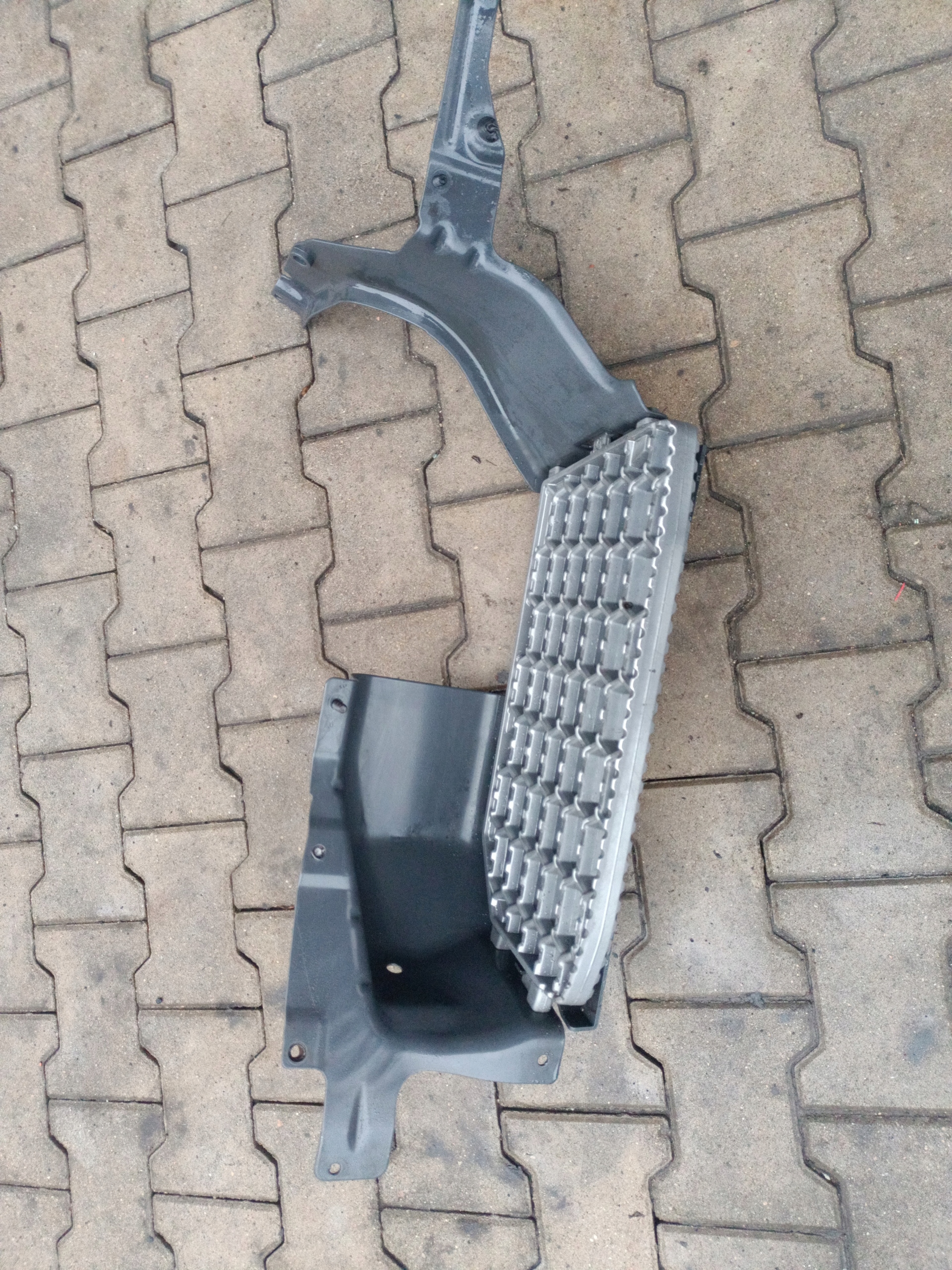 STOPIEŃ STOPNICA SCANIA R NGS NOWY MODEL LEWA