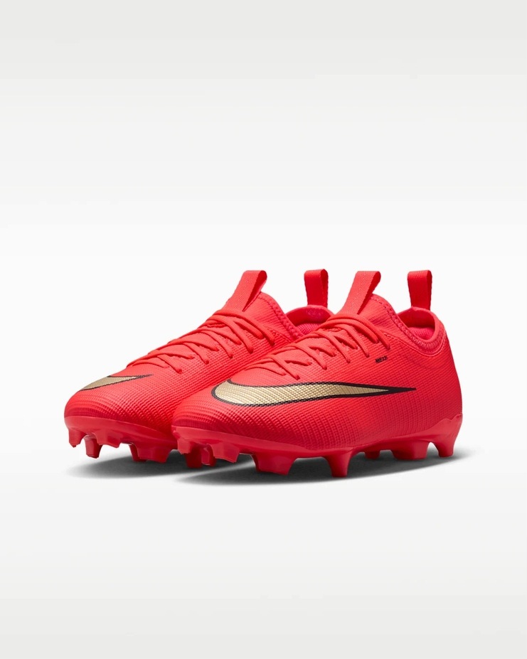 Buty piłkarskie dziecięce Nike lanka korki Mercurial Vapor 17 Academy r37,5