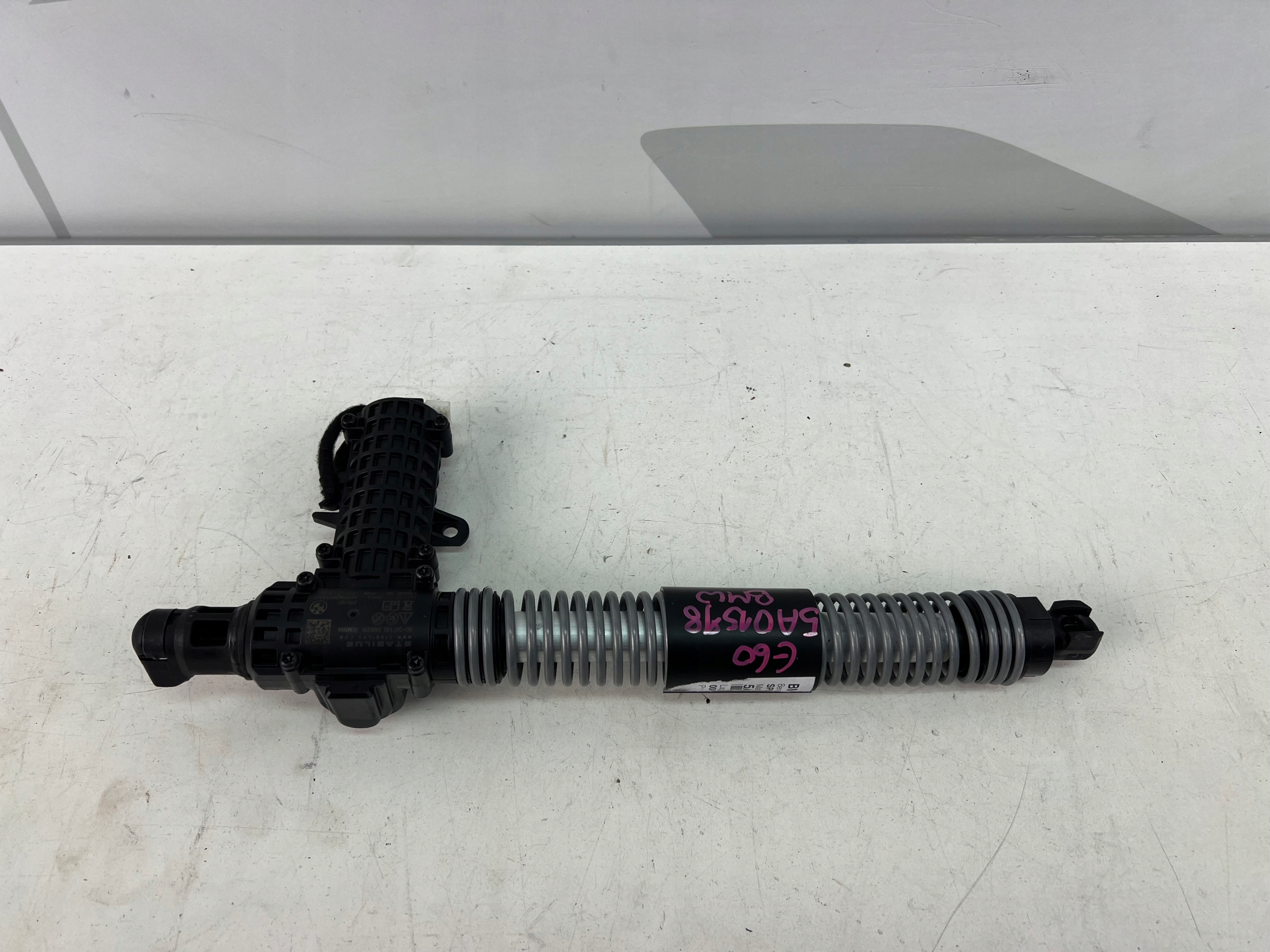 Dämpfer Gasfeder heckklappe BMW 5 G60 5A01518