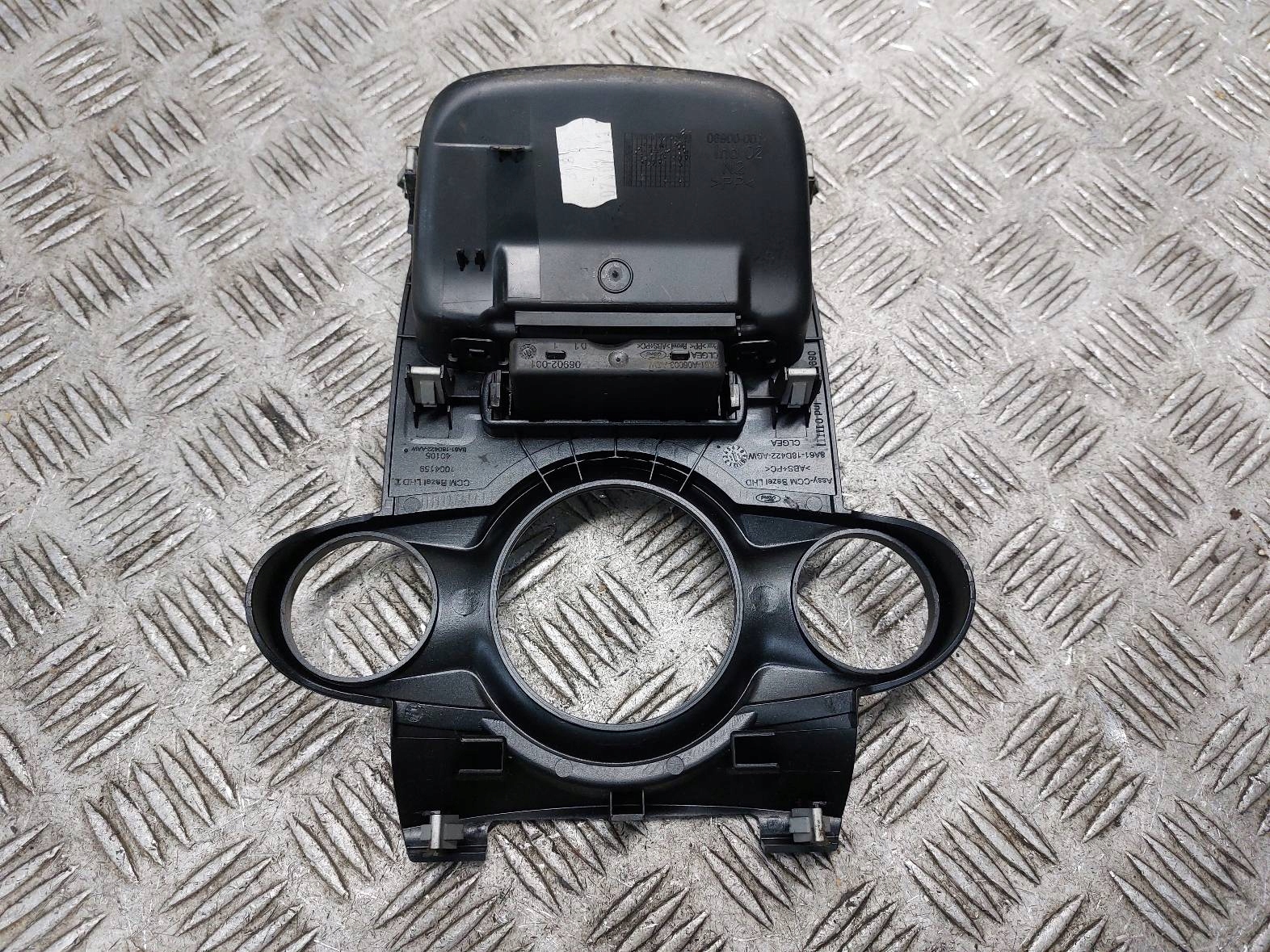 PANEL air conditioning devices console central frame FORD FIESTA MK7 8A61-18D422-AGW