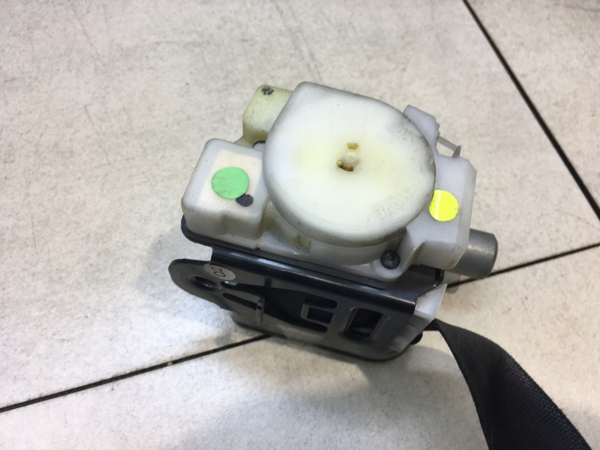 tension belt safety left front MERCEDES W203 COUPE