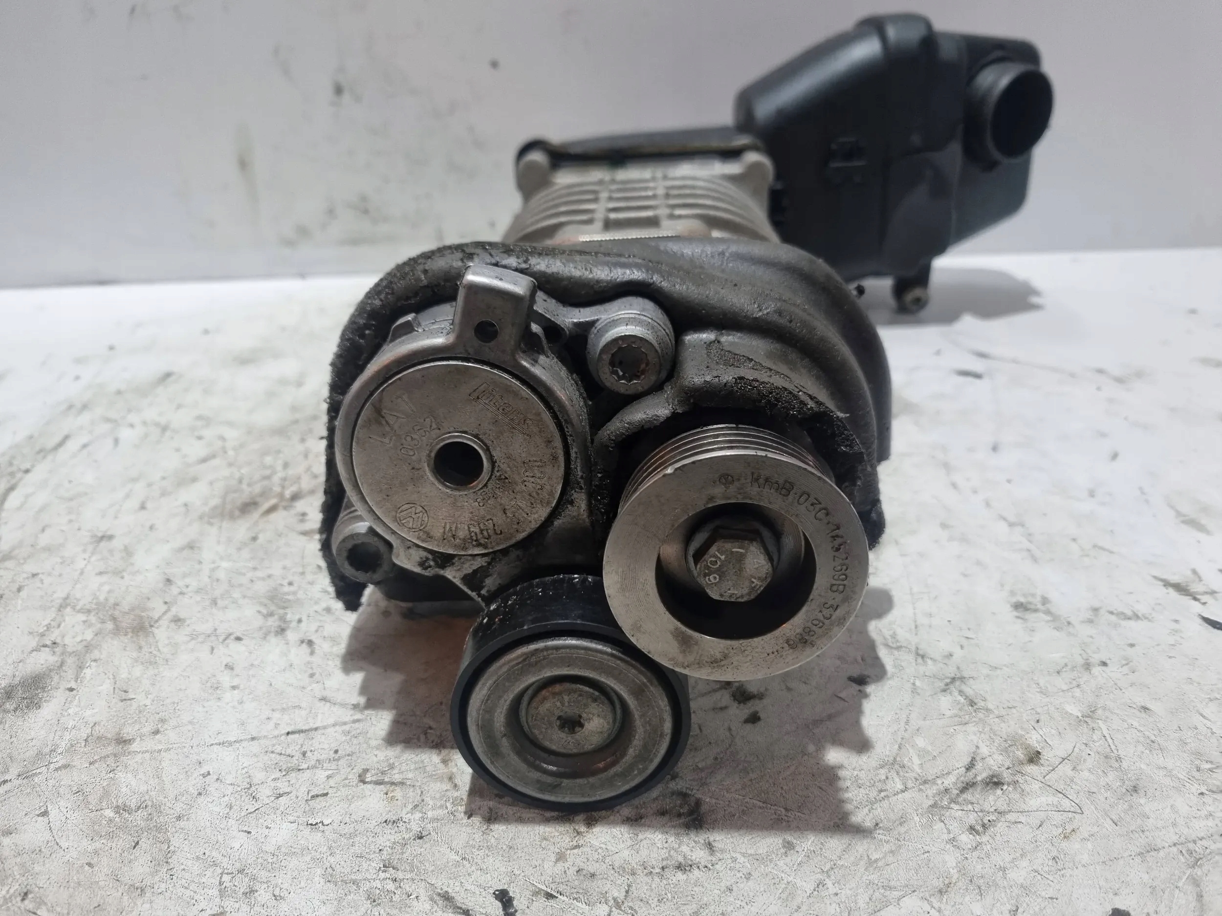 KOMPRESOR LUFT 03C145601E VW AUDI 1.4TSI