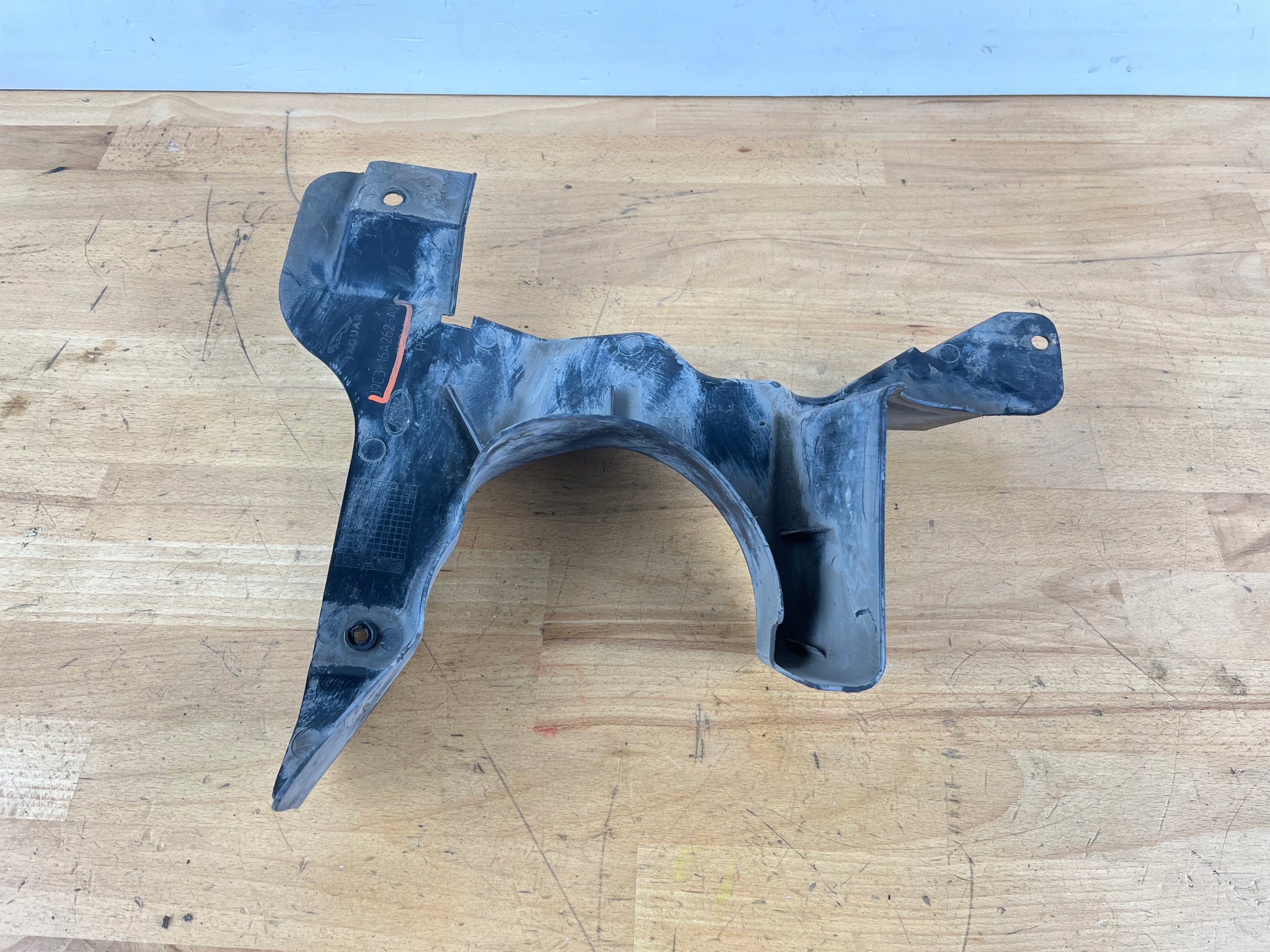 Support plaque Traverse MERCEDES W177 A2474762300