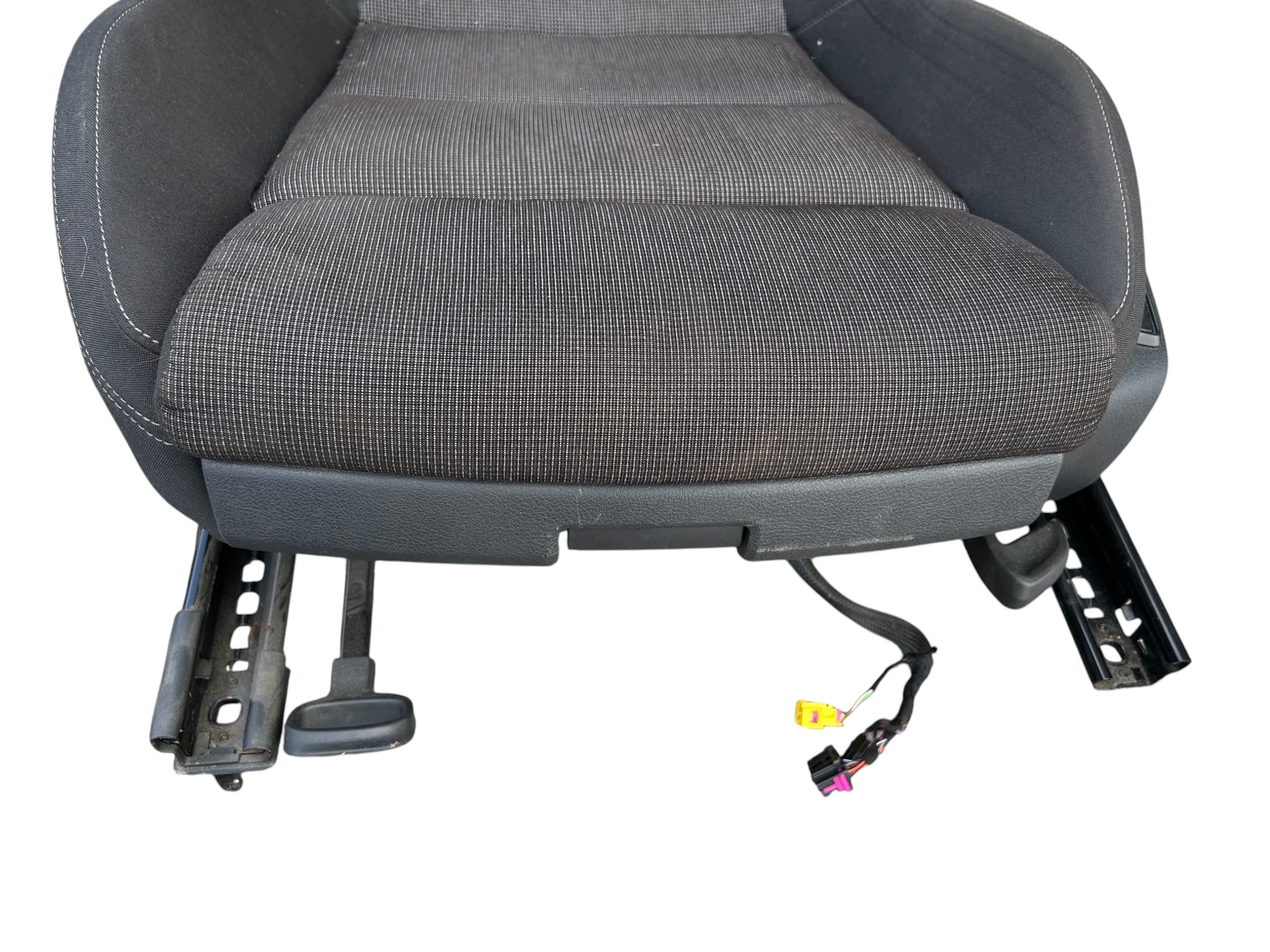 seat left front driver´s VW PASSAT B8 14- MASAZ ERGO PODGRZEWANY